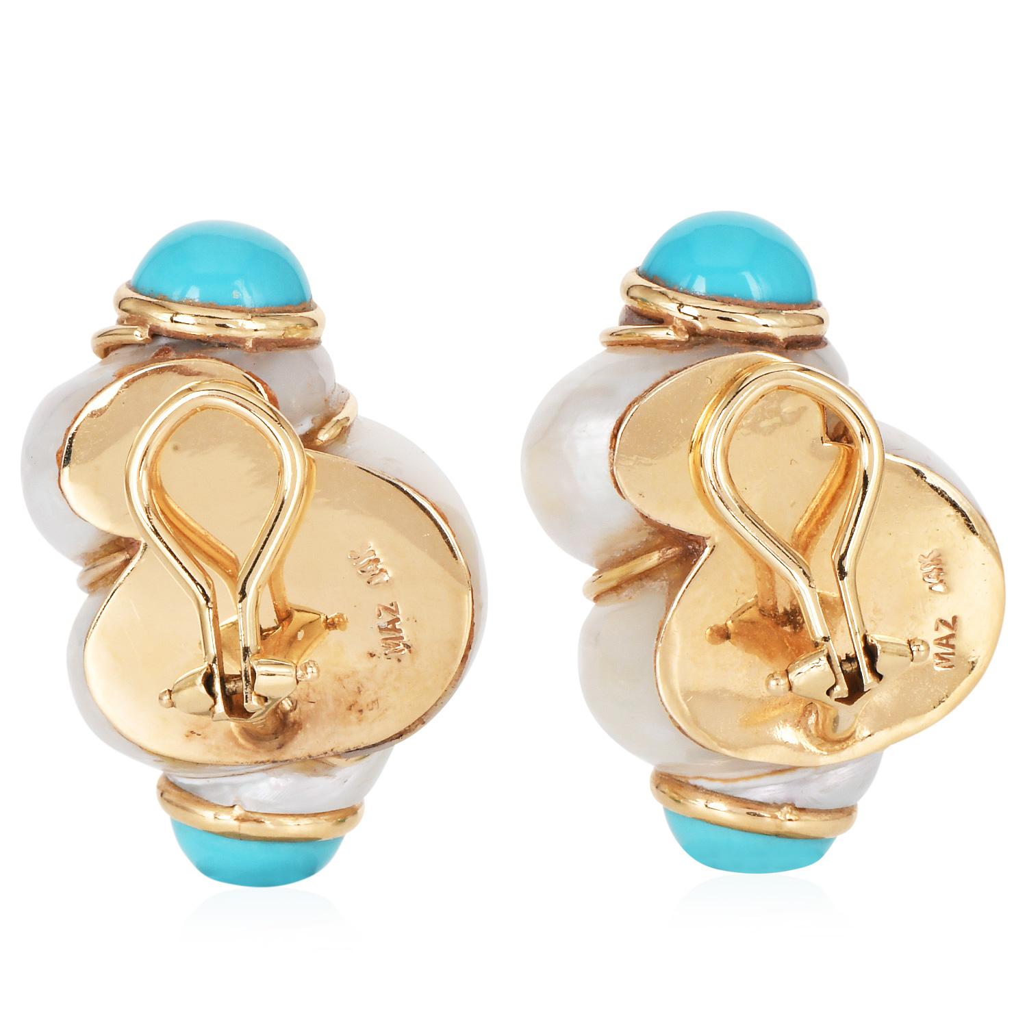 Taille cabochon Boucles d'oreilles à clip en or 14k avec turquoise et coquillage de la marque Maz en vente