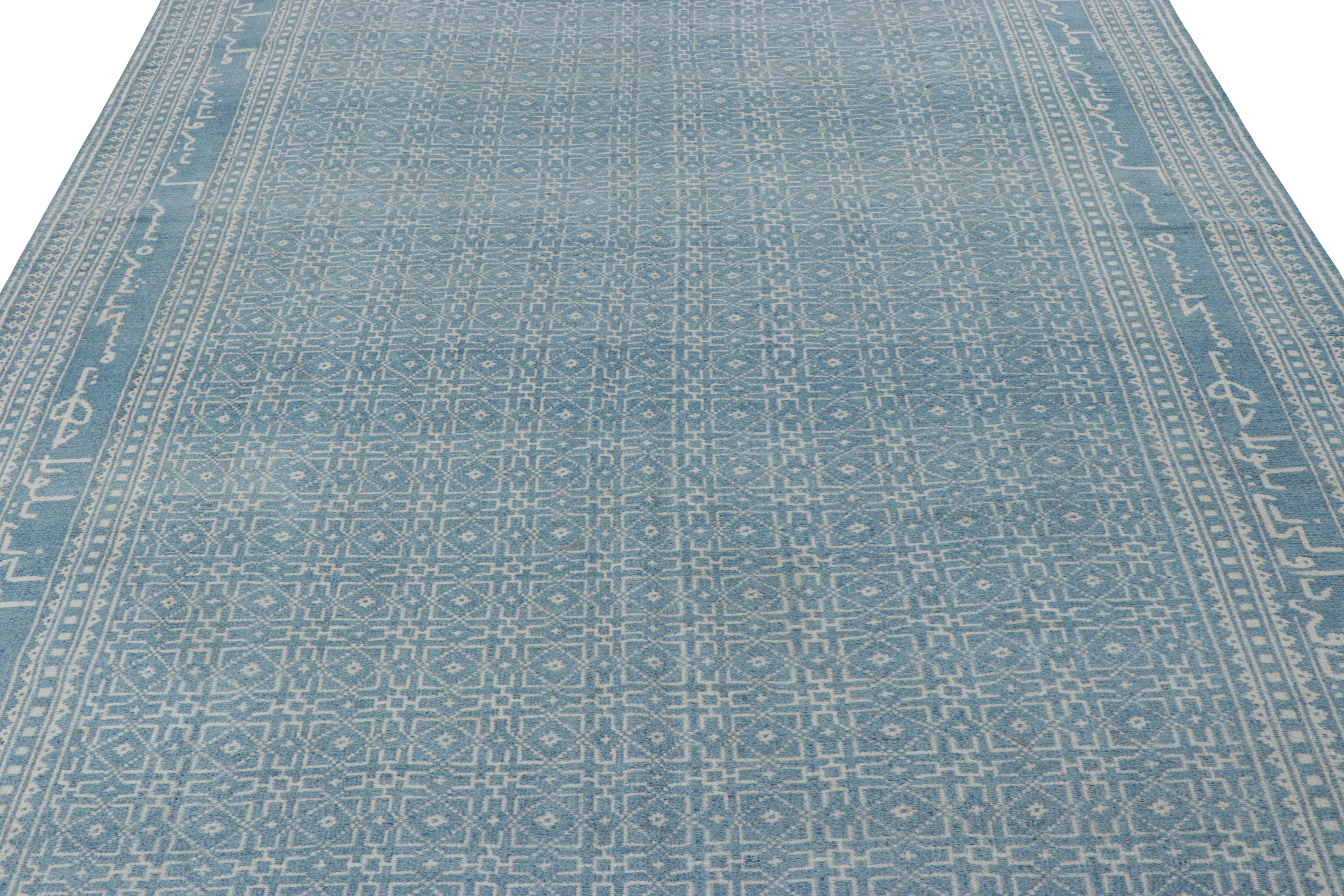 Vintage Mazandaran Persisch Kilim, Galerie Läufer Teppich in Hellblau - Rug & Kili (Mitte des 20. Jahrhunderts) im Angebot