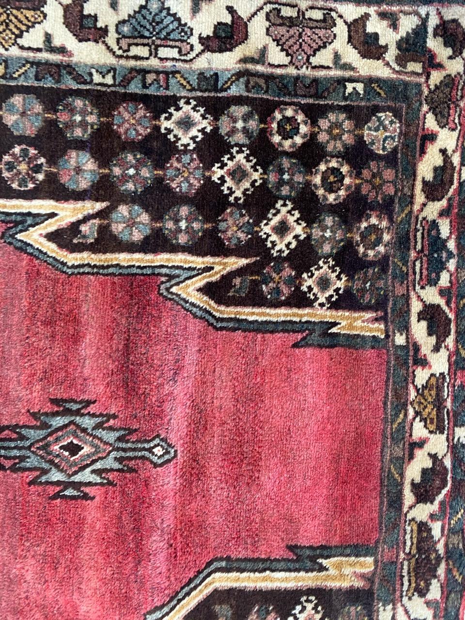 Bobyrug’s pretty Vintage Mazlaghan Rug In Good Condition For Sale In Saint Ouen, FR