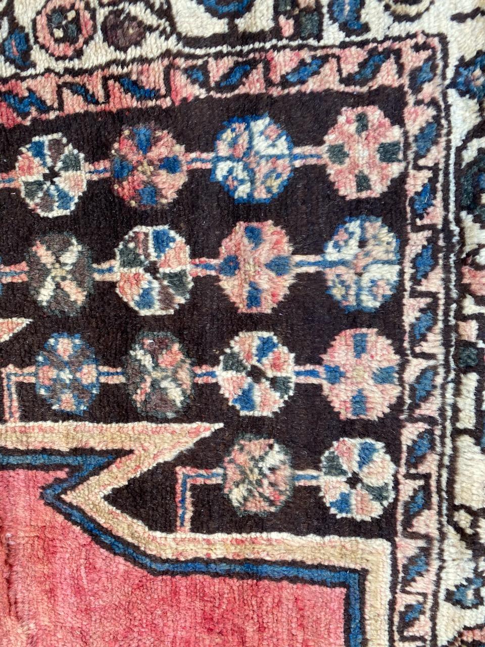 Bobyrug’s pretty Vintage Mazlaghan Rug In Good Condition For Sale In Saint Ouen, FR