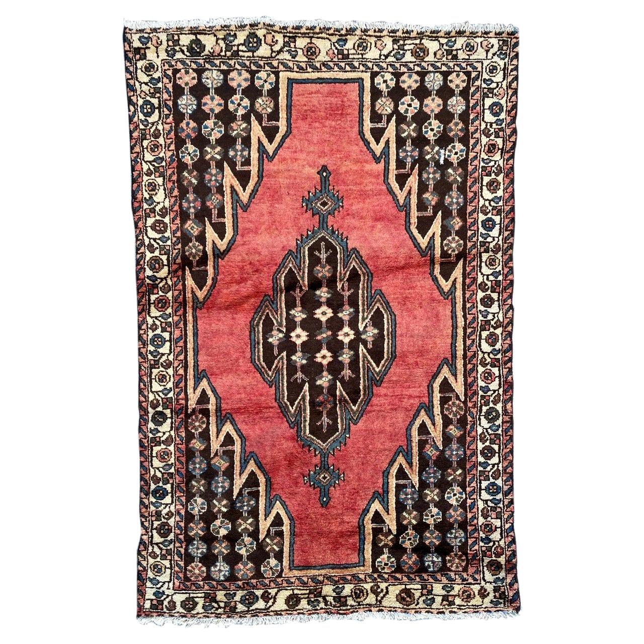 Bobyrug's hübscher Vintage Mazlaghan Teppich