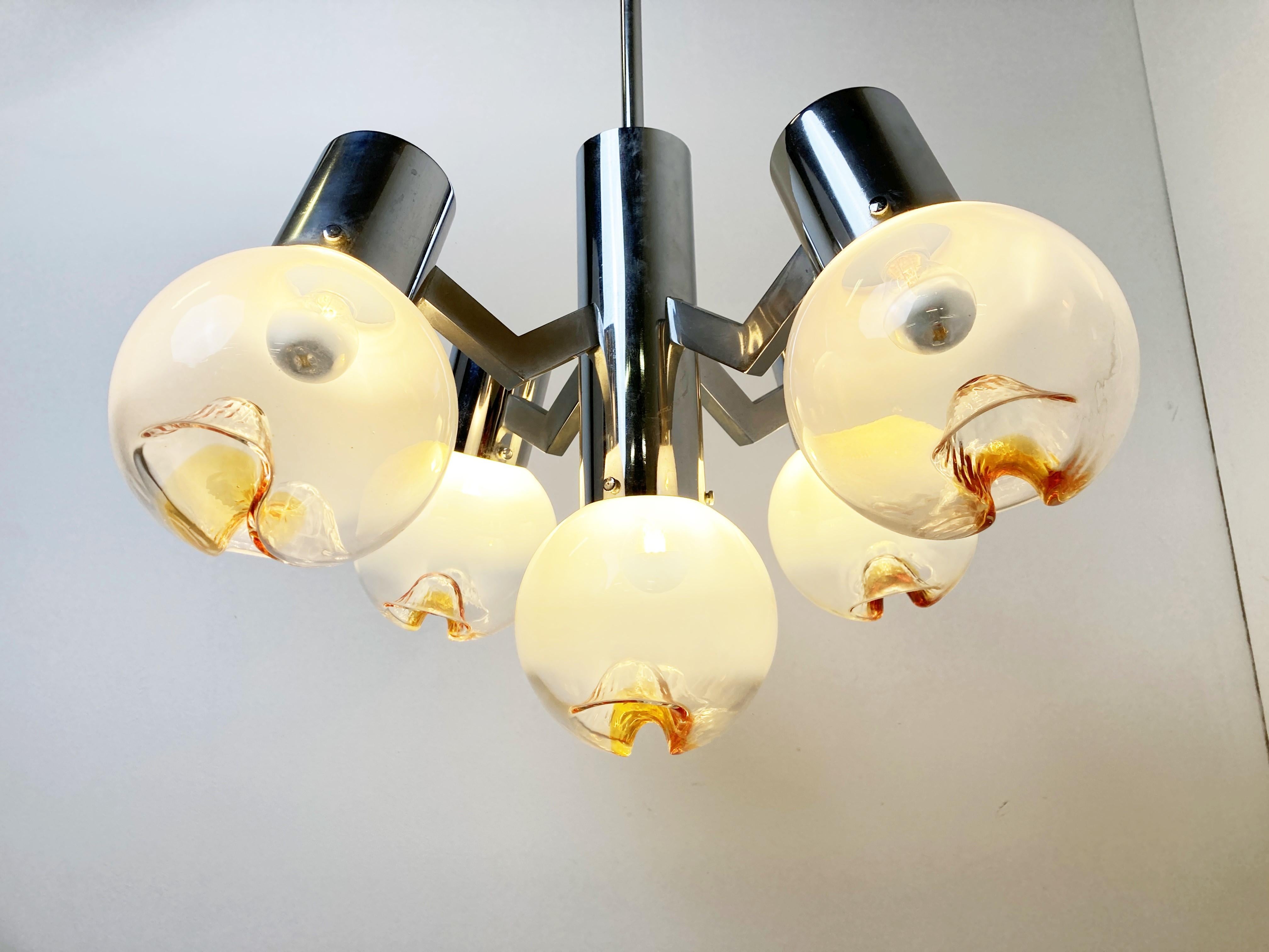 Vintage Mazzega Chandelier, 1960s In Good Condition For Sale In HEVERLEE, BE