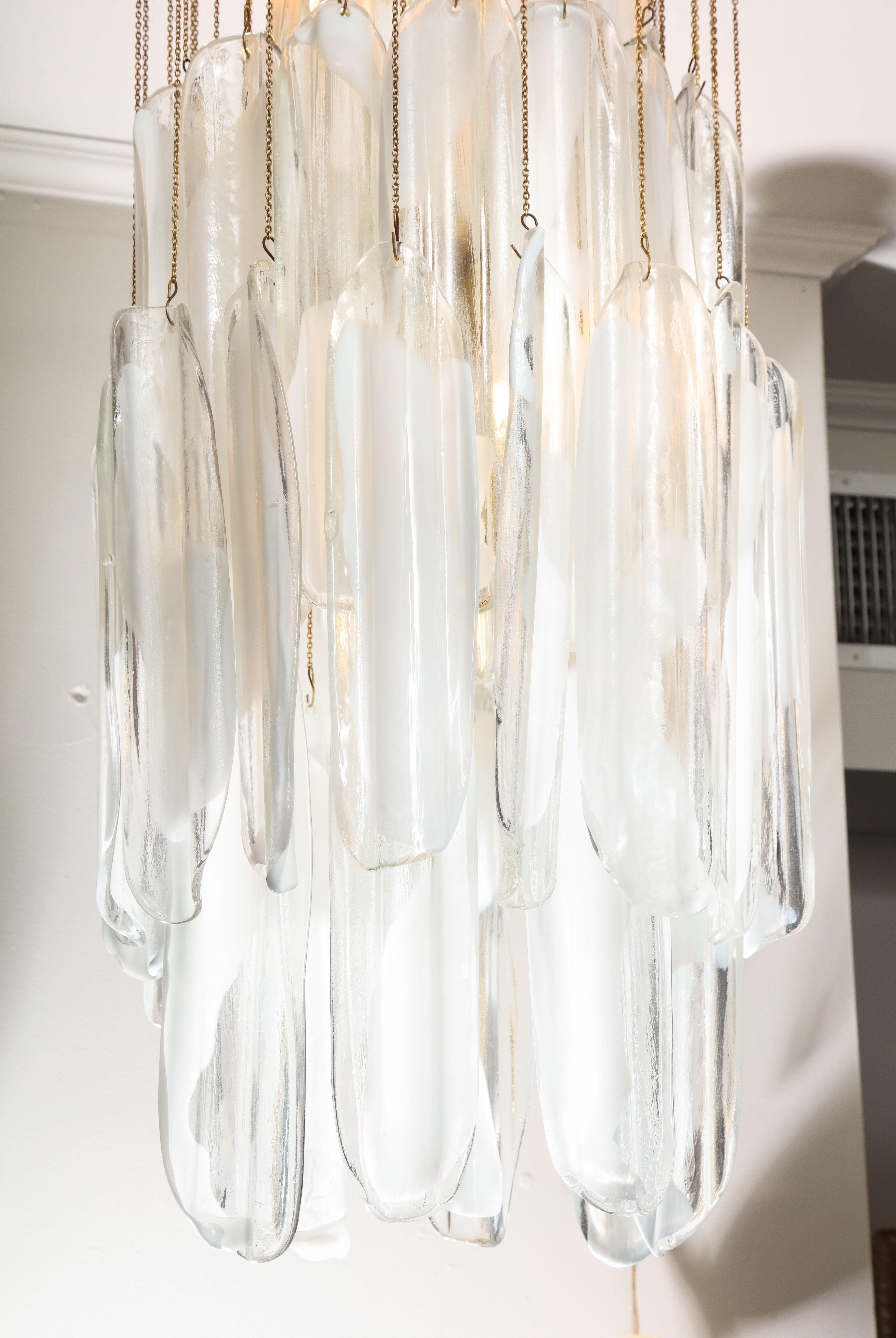 Late 20th Century Vintage Mazzega Clear and White Oblong Leaf Glass Chandelier For Sale
