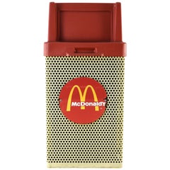Vieille poubelle de McDonald's