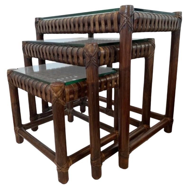 What color goes well with brown leather furniture?