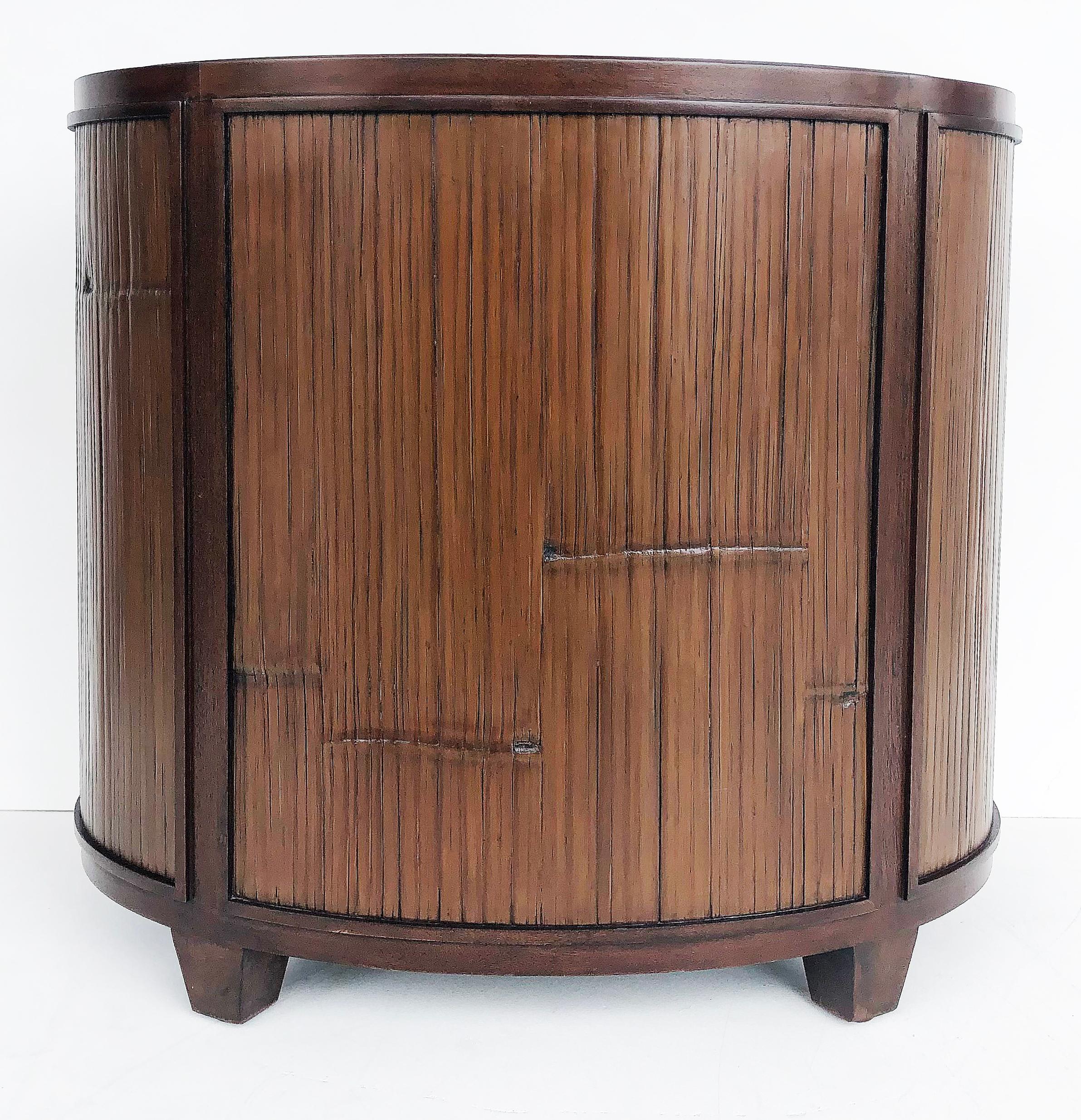 Vintage McGuire San Francisco Bamboo Drum Side Table or Night Stand In Good Condition In Miami, FL