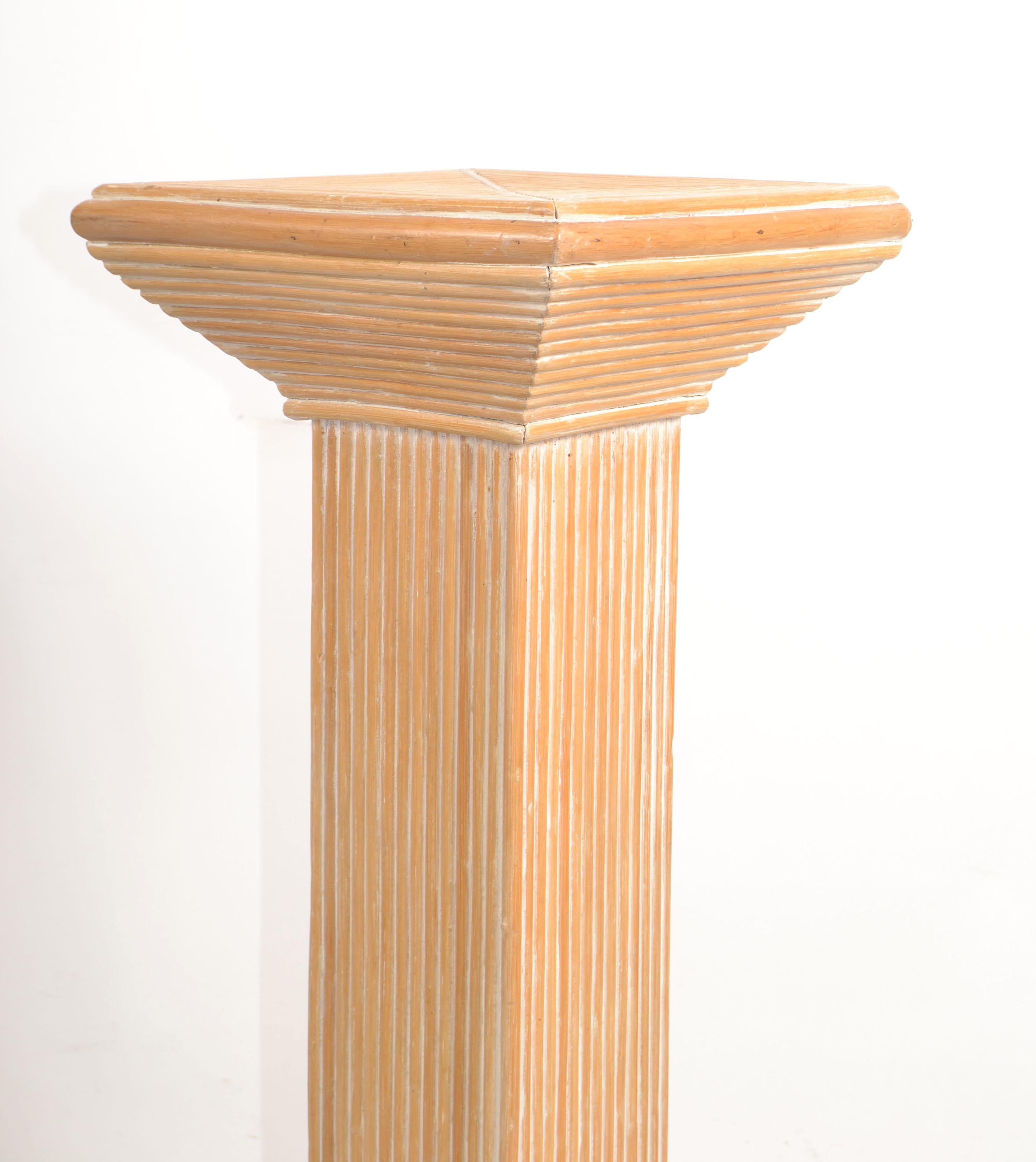 Vintage McGuire Style Bohemian Chic Pencil Reed Pedestal Column Mediterranean  In Good Condition For Sale In Miami, FL