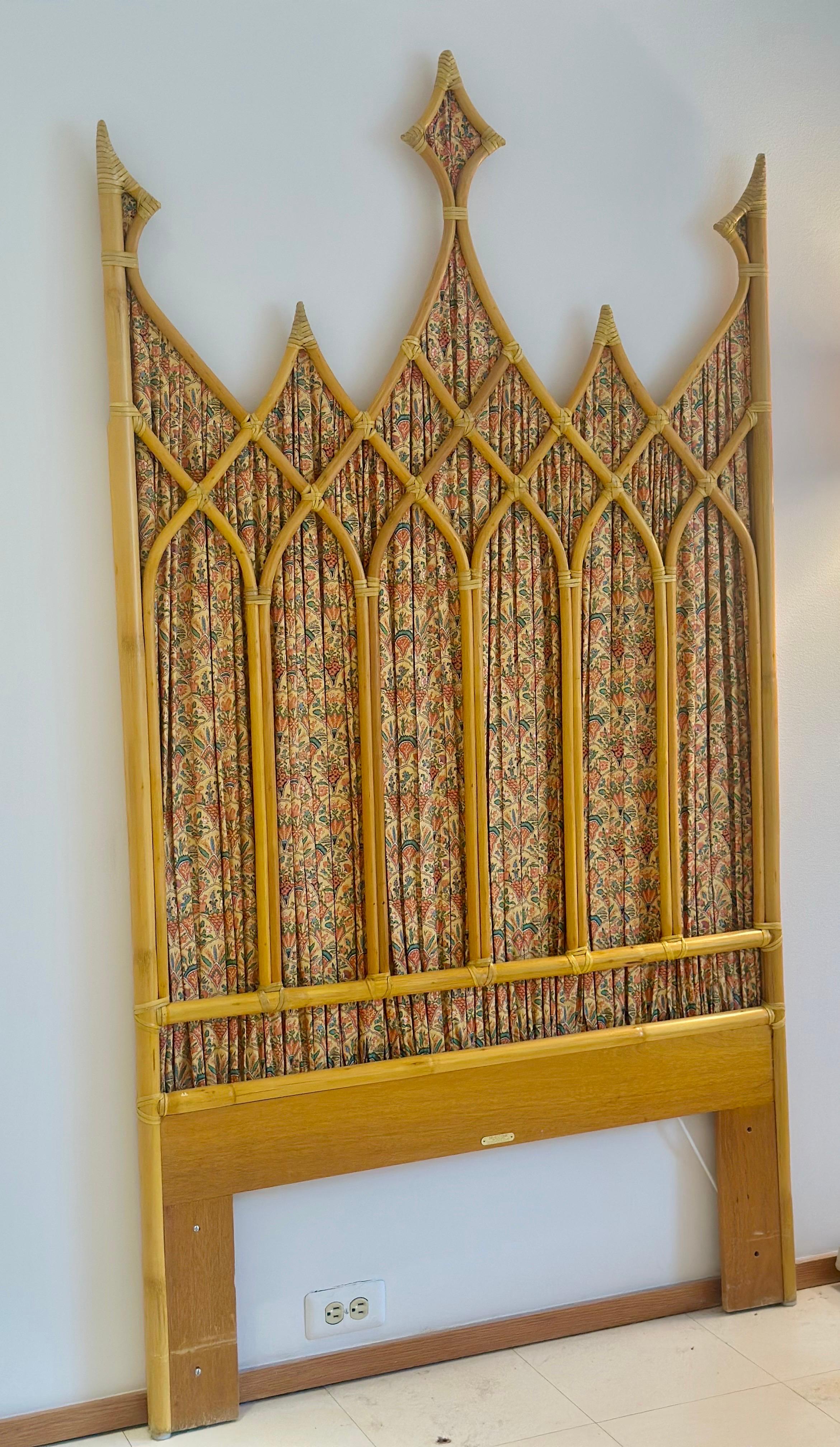 Vintage McGuire Twin Headboards Bamboo and Rawhide Headboards - A Pair Bon état - En vente à Farmington Hills, MI