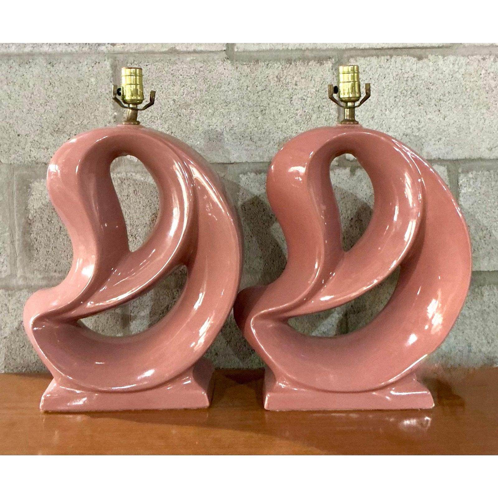 20ième siècle Paire de lampes vintage en céramique émaillée abstraite MCM en vente