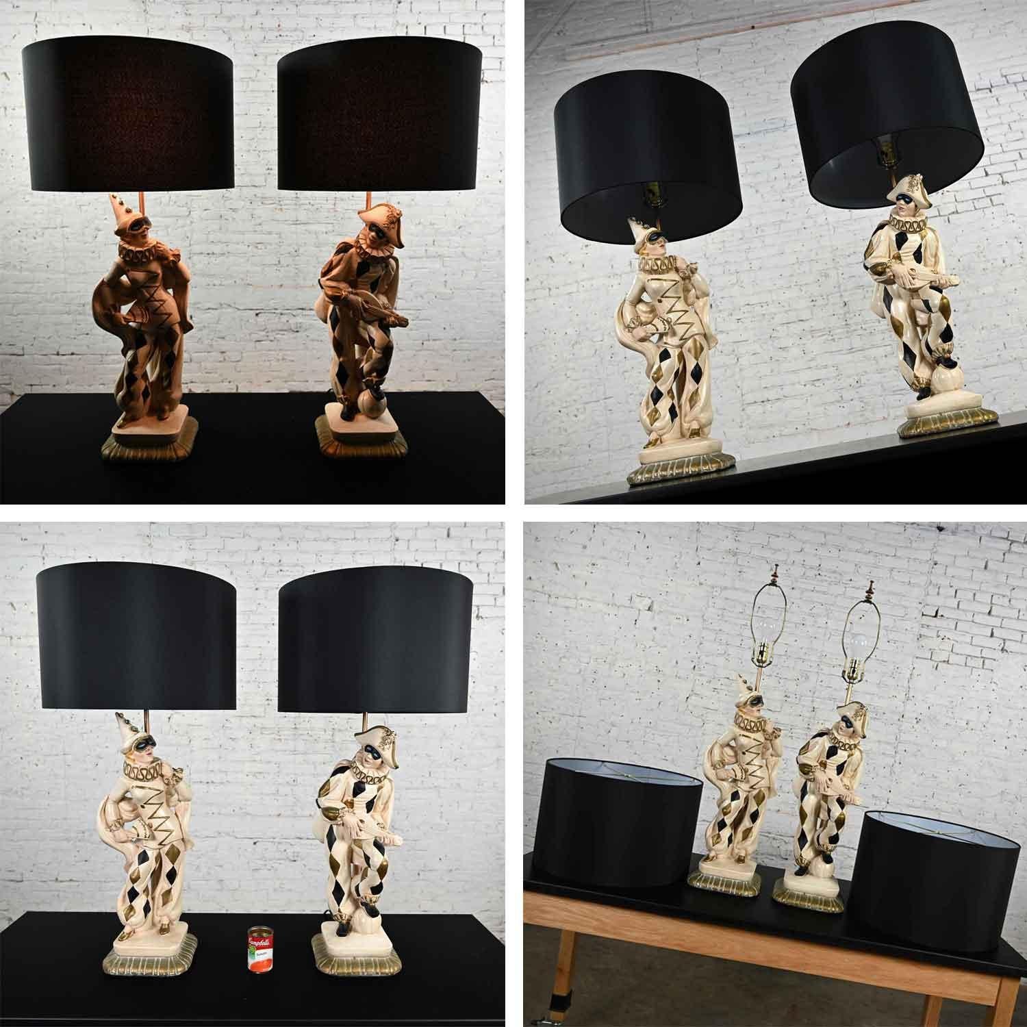 Vintage MCM Art Deco Figural Jester Harlequin Lampes de table Style of Marbro Paire en vente 13