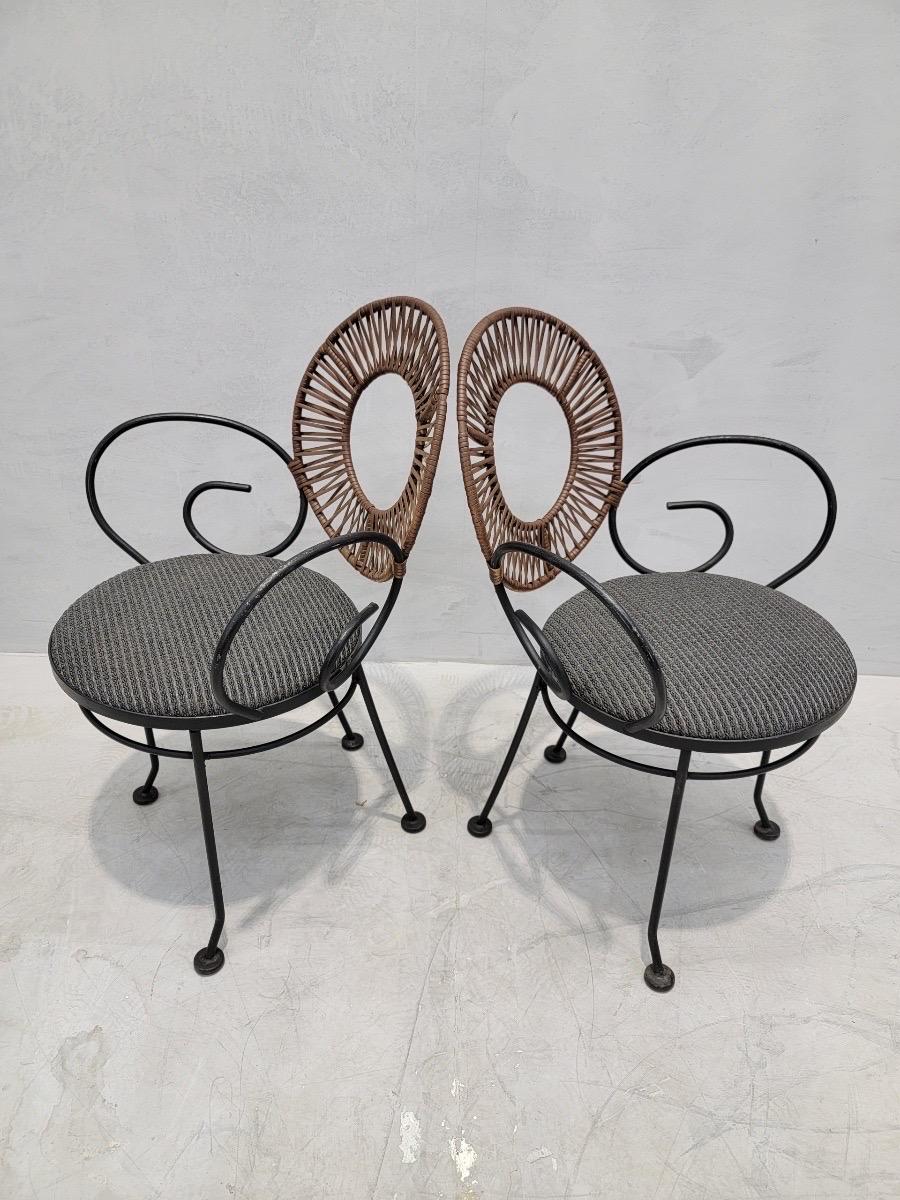 Vintage MCM Arthur Umanoff for Shaver Howard Style Bistro Table & 2 Chairs In Good Condition In Chicago, IL