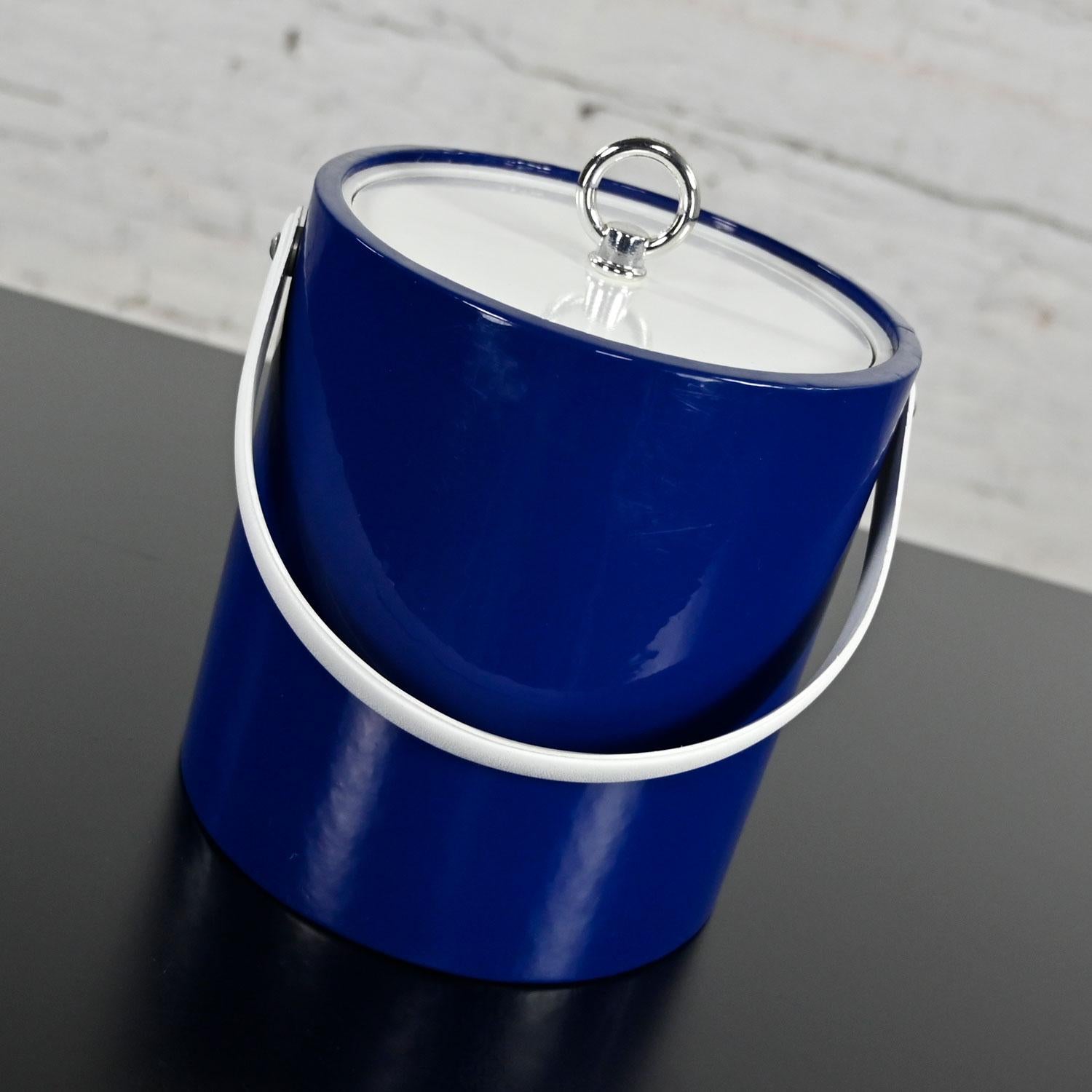 American Vintage MCM Blue Ice Bucket by Morgan & Company Bucket Brigade For Sale
