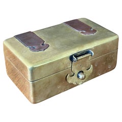 Boîte à bijoux vintage MCM en laiton et cuivre par WOCO de Hong Kong