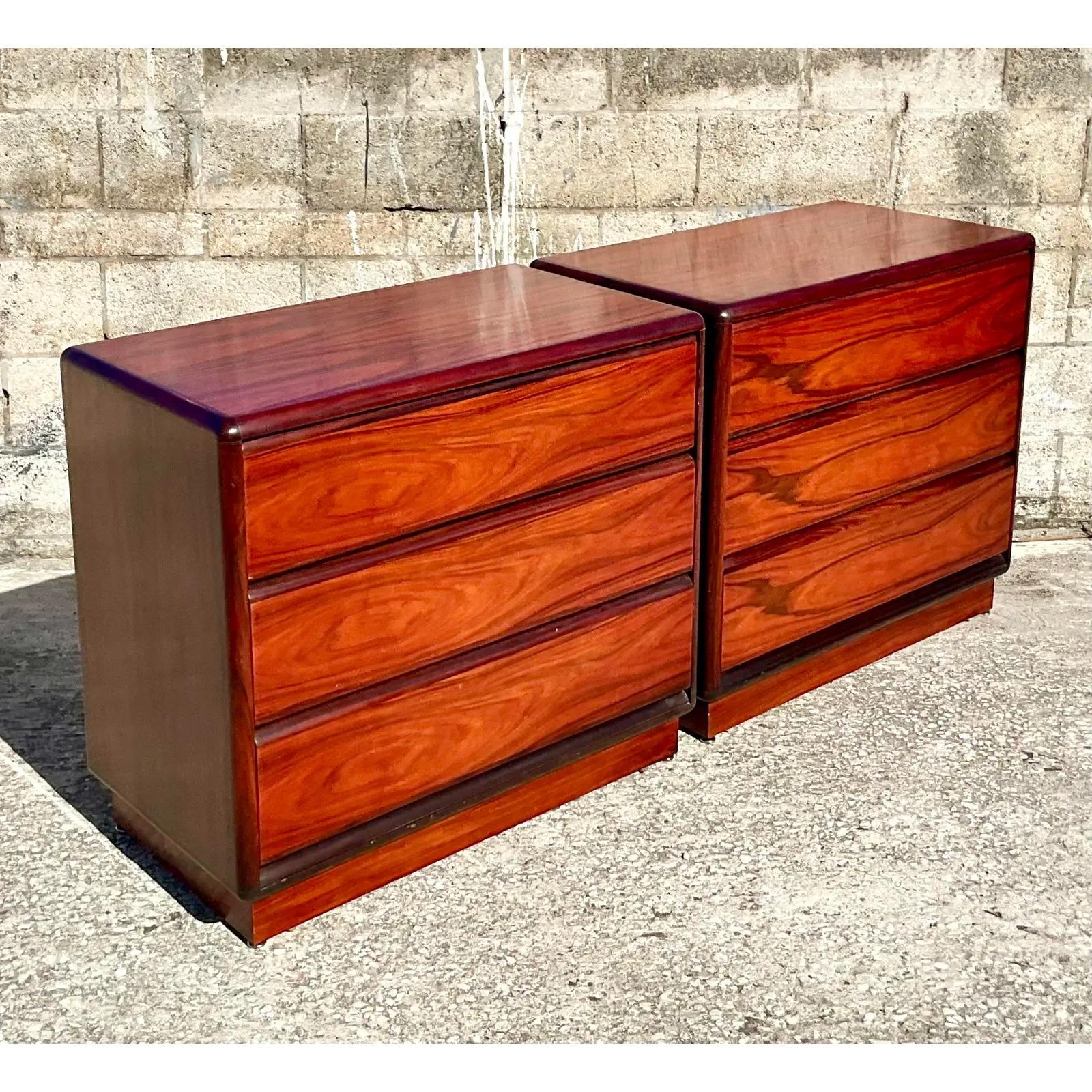 Vintage-Kommode aus Rosenholz von Brouer, Mid-Century Modern, Paar (20. Jahrhundert) im Angebot