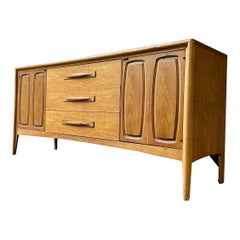 Vintage MCM Broyhill Emphasis blonde walnut long credenza