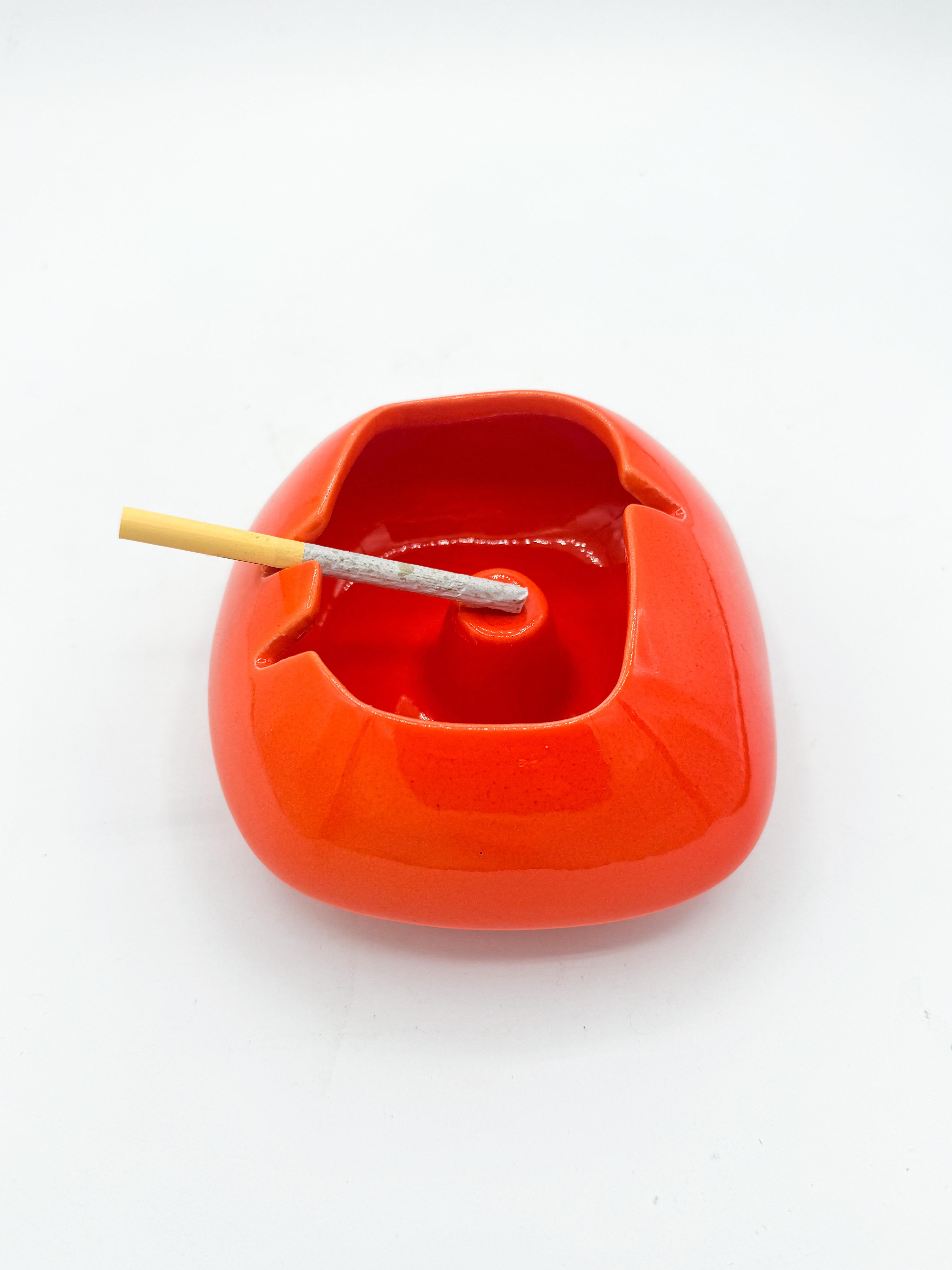 Cenicero Vintage MCM Cerámica Naranja, Firmado USA - Estilo Pop Art Atómico Era espacial en venta