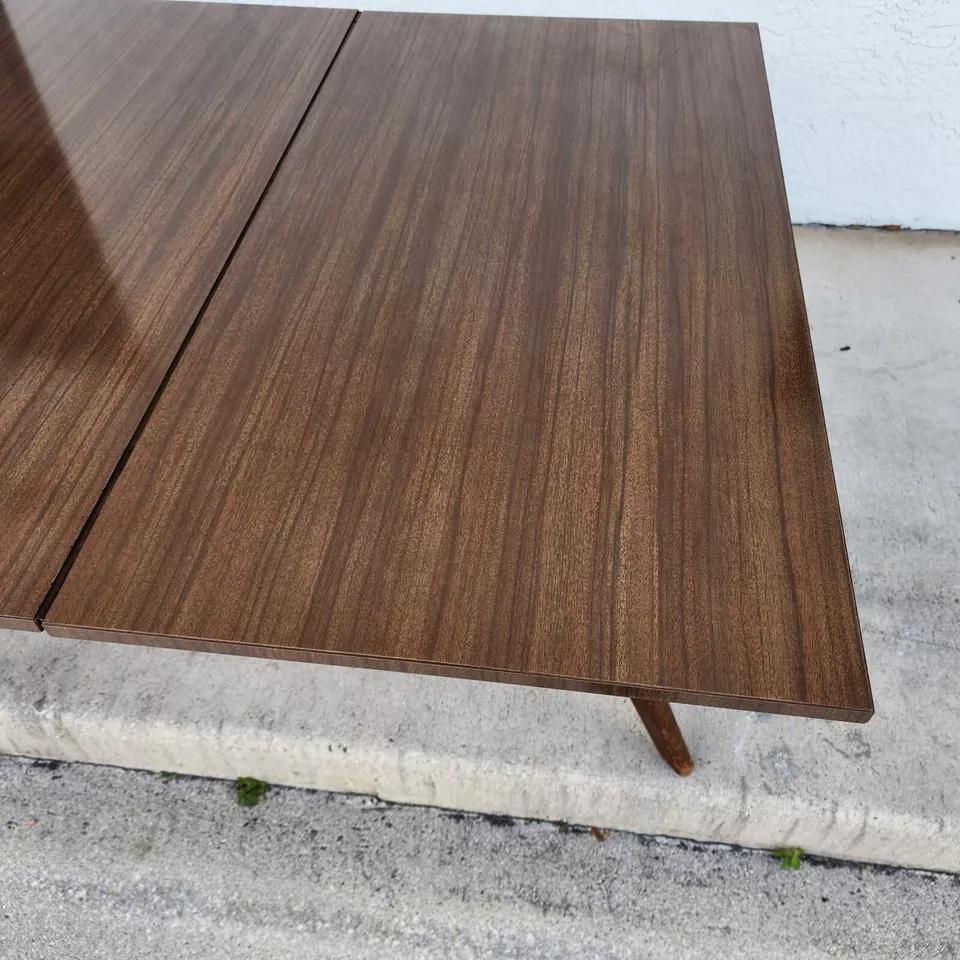 Table basse vintage MCM convertie en table à manger par CASTRO CONVERTIBLE en vente 9