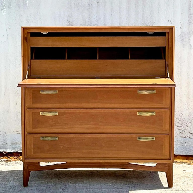 Vintage MCM Diamond Gentlemen’s Dresser For Sale at 1stDibs