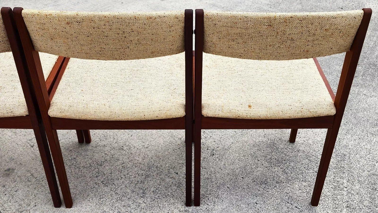 Teak Vintage MCM Dining Chairs by Tarm Stole Mobelfabrik Set of 4 For Sale