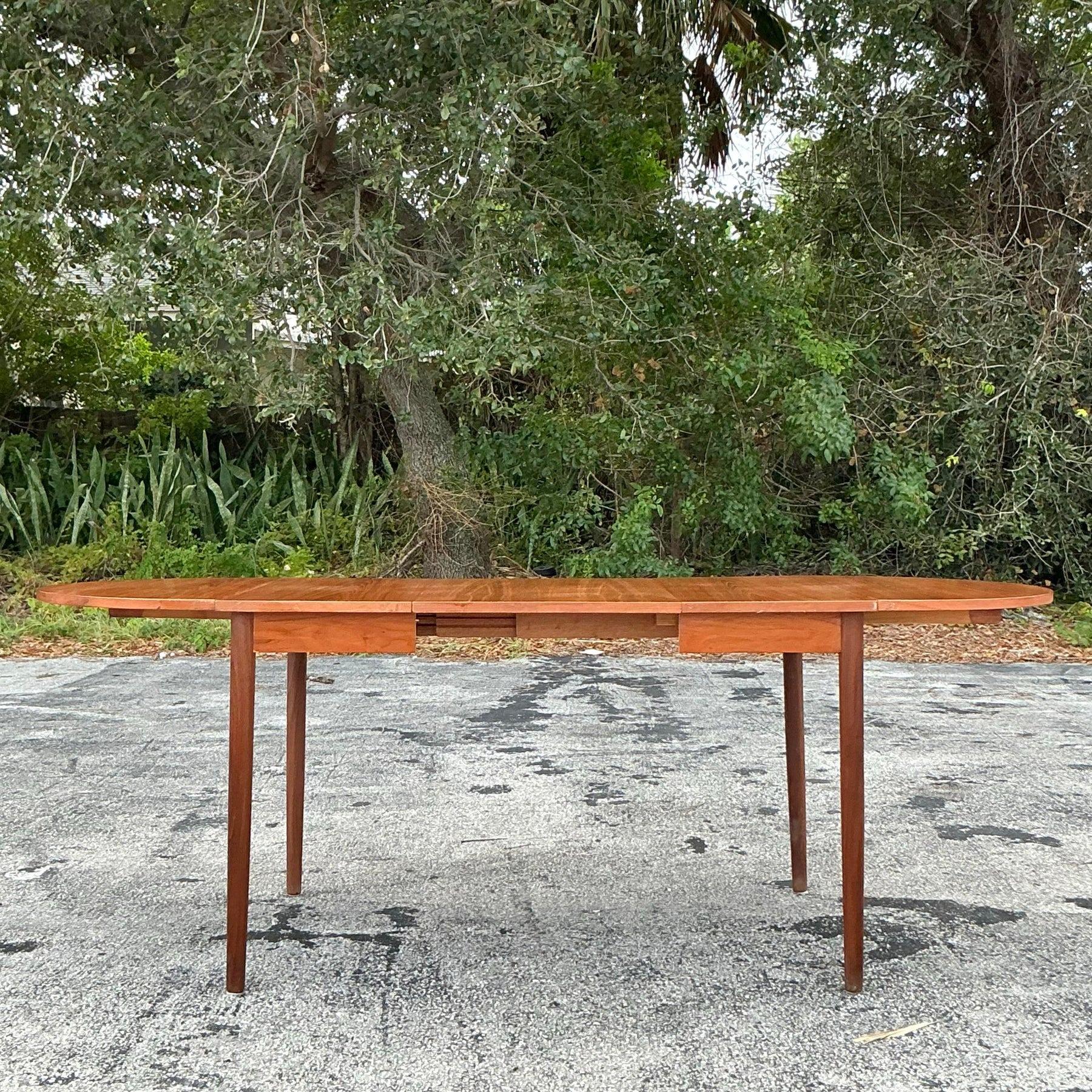 Mid-Century Modern Table de salle à manger à rallonge vintage MCM en vente