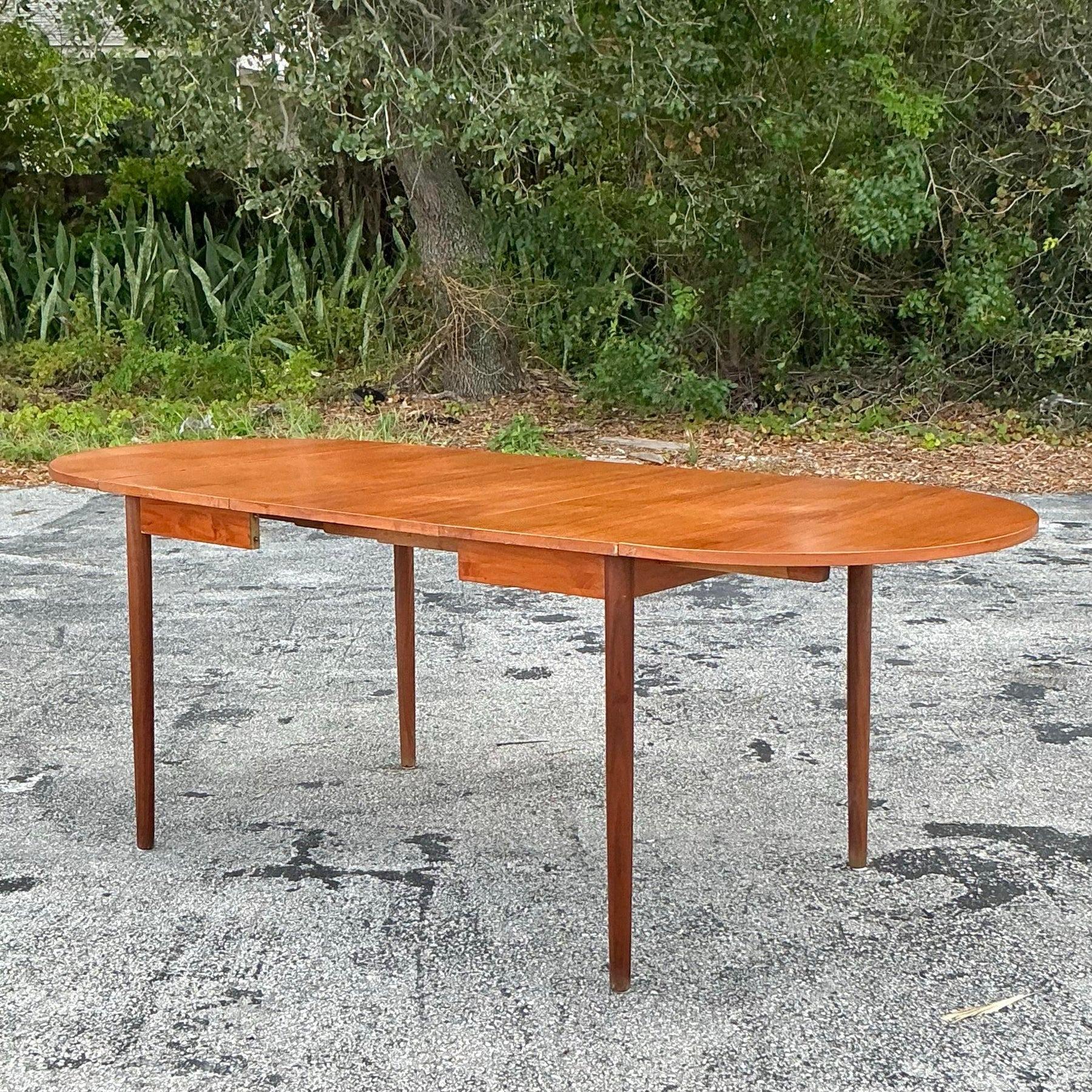 Bois Table de salle à manger à rallonge vintage MCM en vente