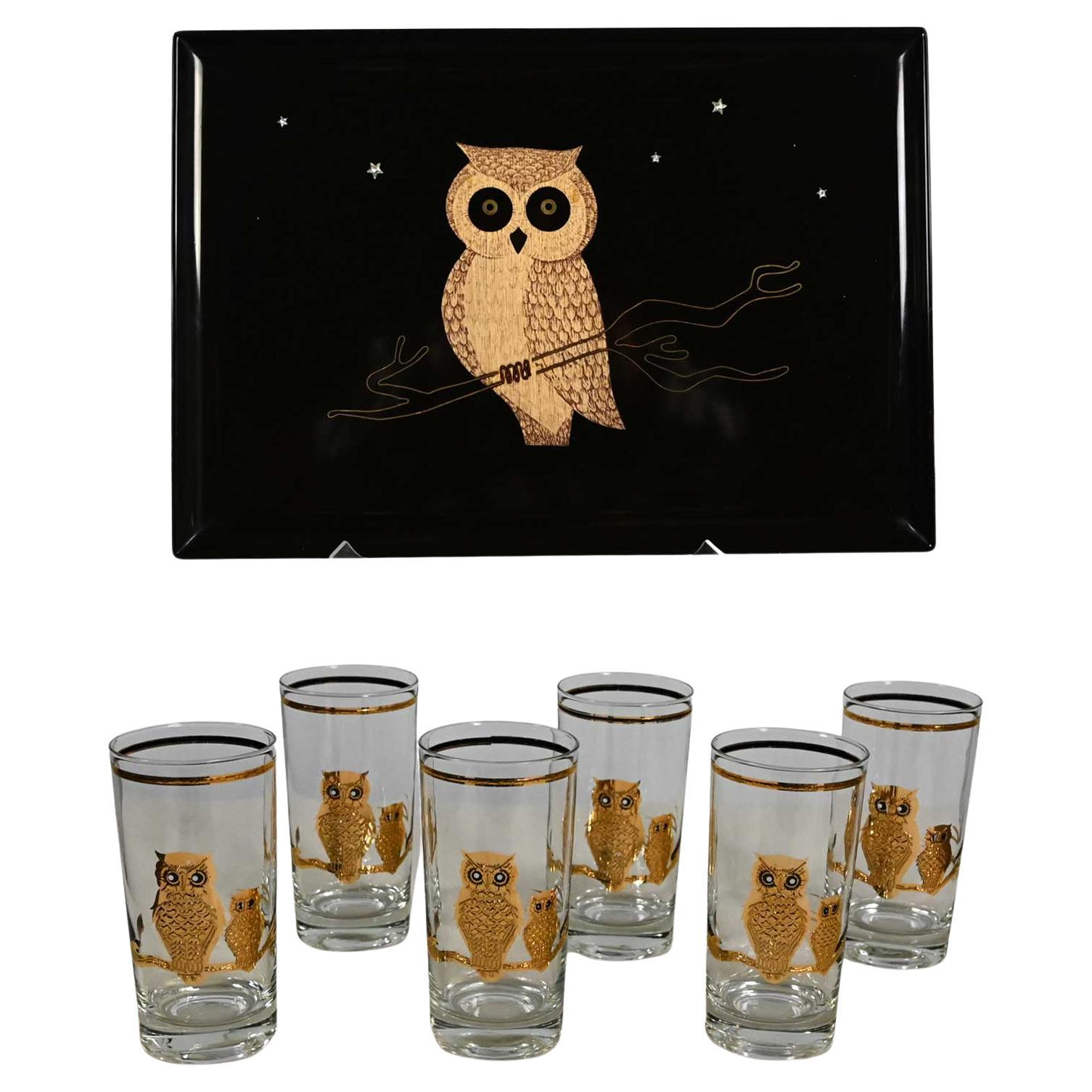 Wonderful vintage mid-century modern 6 gold embossed owl Tom Collins Culver glasses (2 with signatures) & a black resin Couroc tray with wood owl, brass, gold, and rhinestone inlays. Beautiful condition, keeping in mind that these are vintage and
