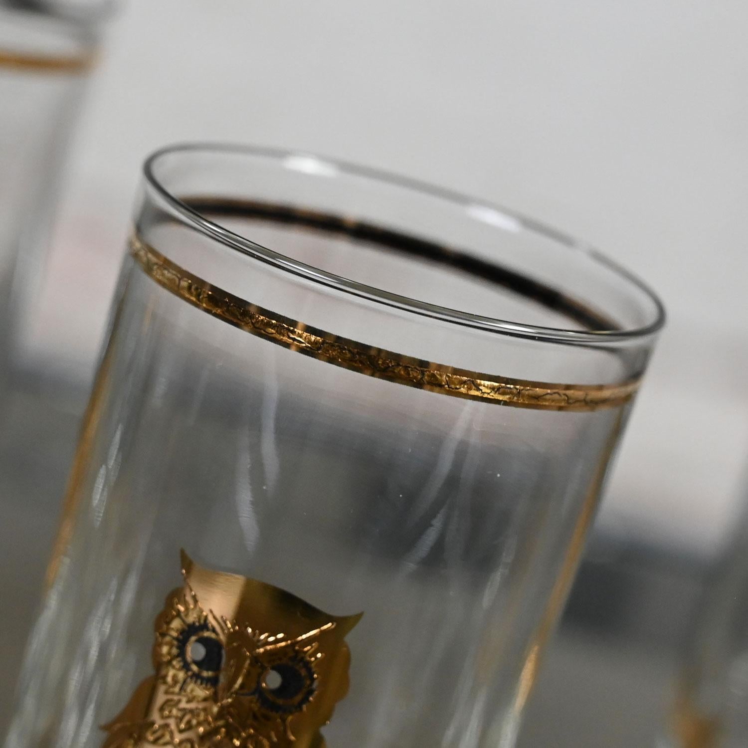Vintage MCM Gold Embossed Culver Owl Glasses & Couroc Tray with Wood Owl Inlay In Good Condition In Topeka, KS