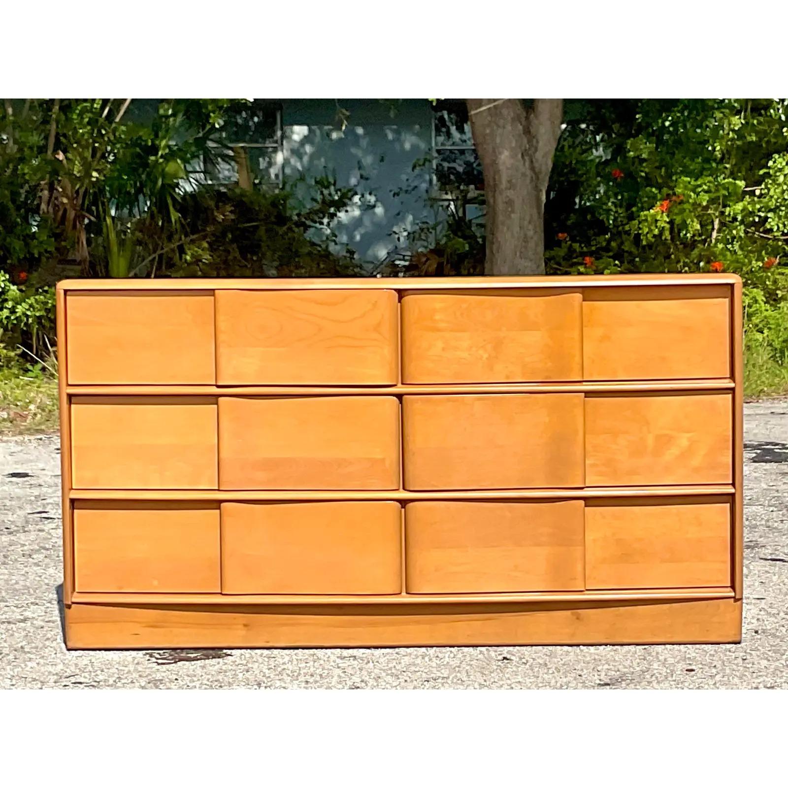 Vintage MCM Heywood Wakefield Signed Wave Front Dresser In Good Condition In West Palm Beach, FL