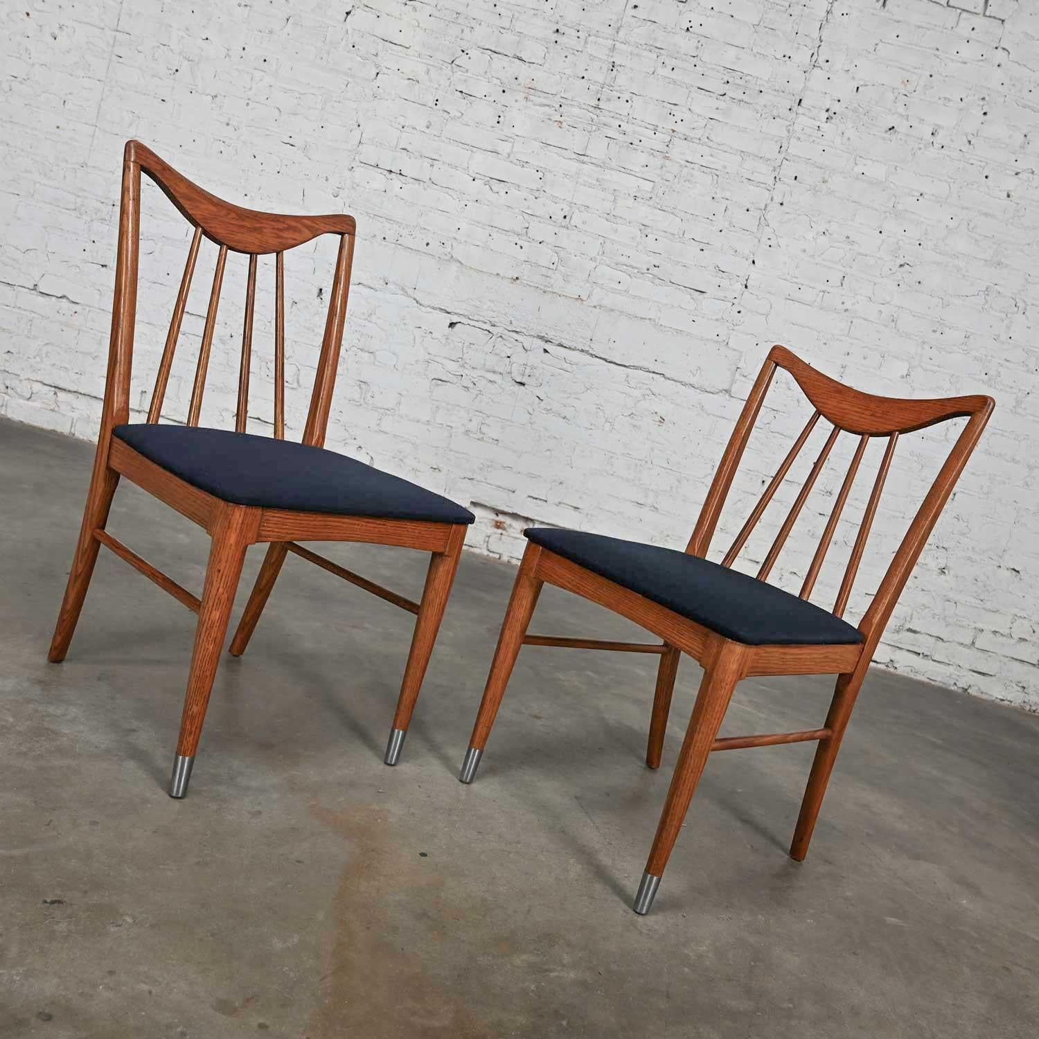 Vintage MCM Keller Furniture Oak Valkerie ii Dining Chairs by Edmond J Spence For Sale 5