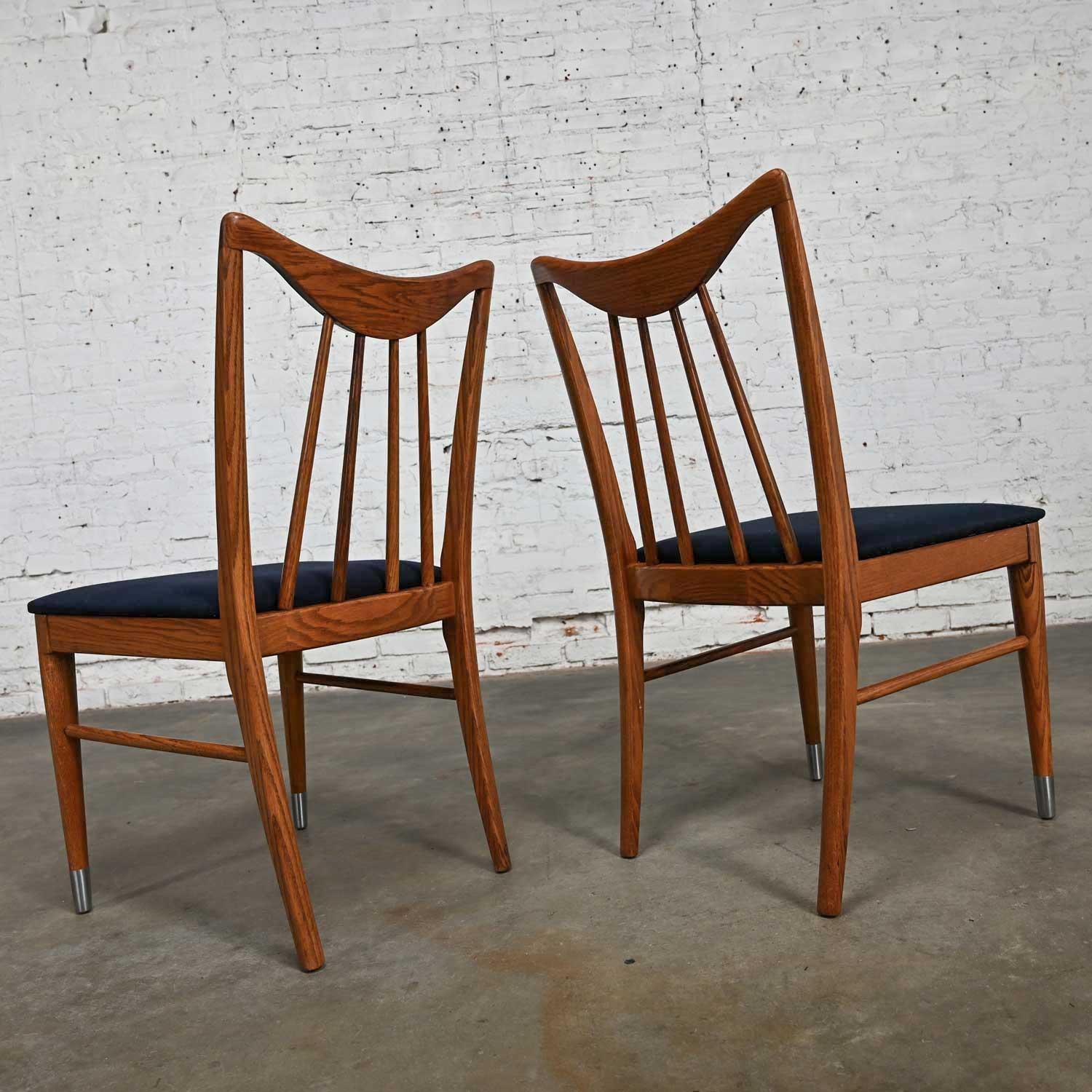 American Vintage MCM Keller Furniture Oak Valkerie ii Dining Chairs by Edmond J Spence For Sale