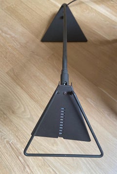 Lampe de bureau vintage à bras longs en métal noirci fabriquée à la main par Kock & Lowy