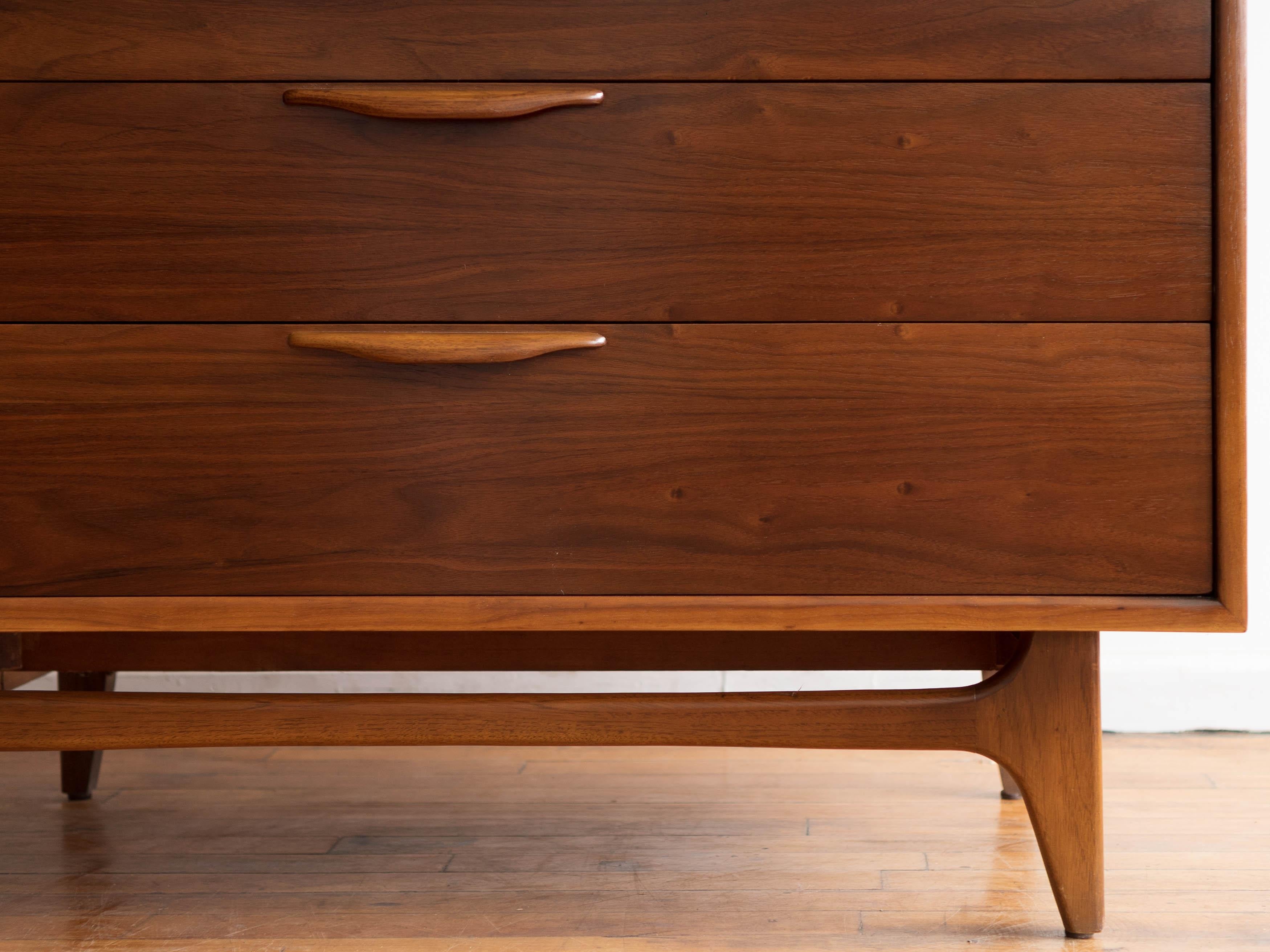 Vintage Mcm Lane Perception Walnut Gentleman's Chest / Highboy Dresser