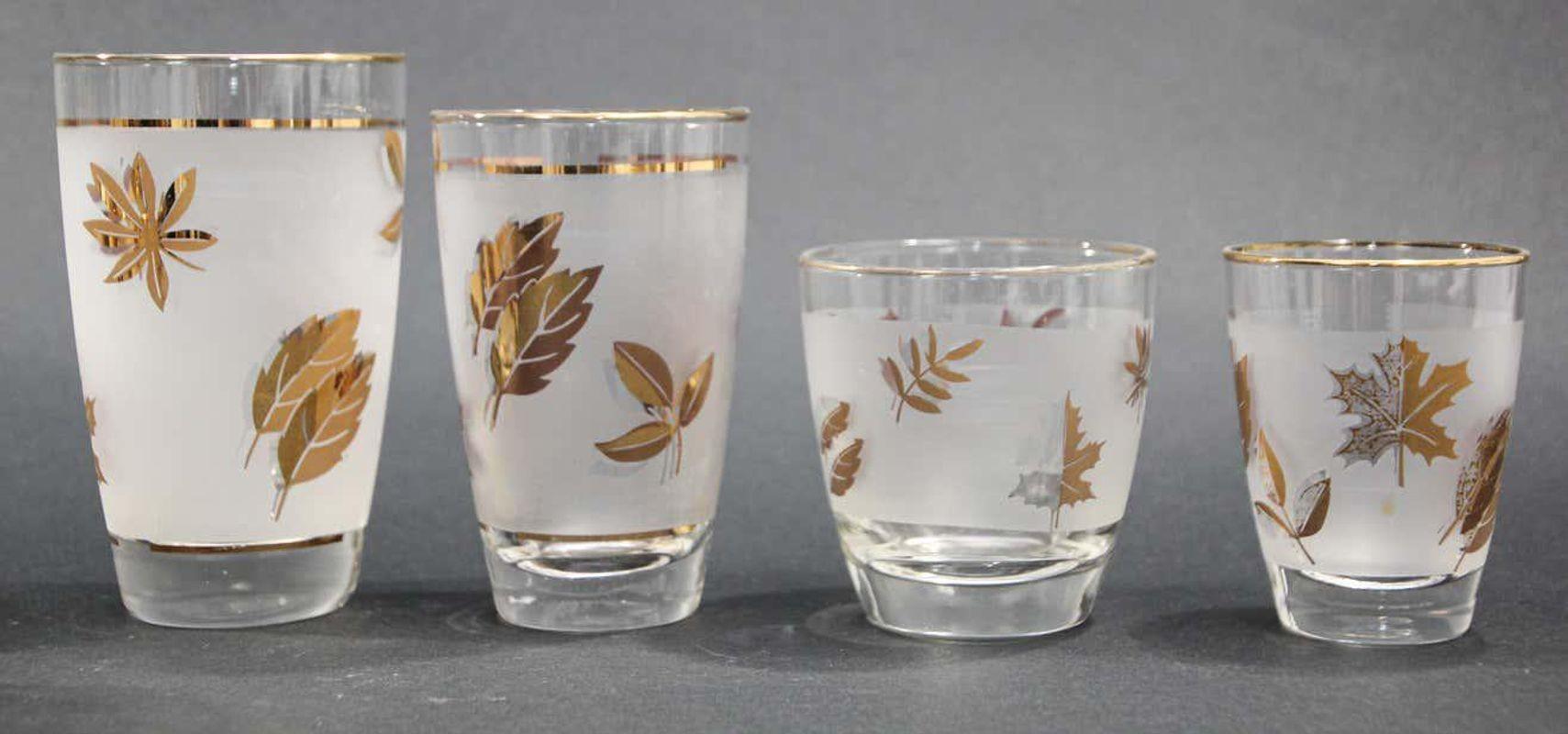 Mid-Century Modern Vintage MCM Libbey Frosted & Golden Foliage Cocktail Glasses, Set of 13 For Sale