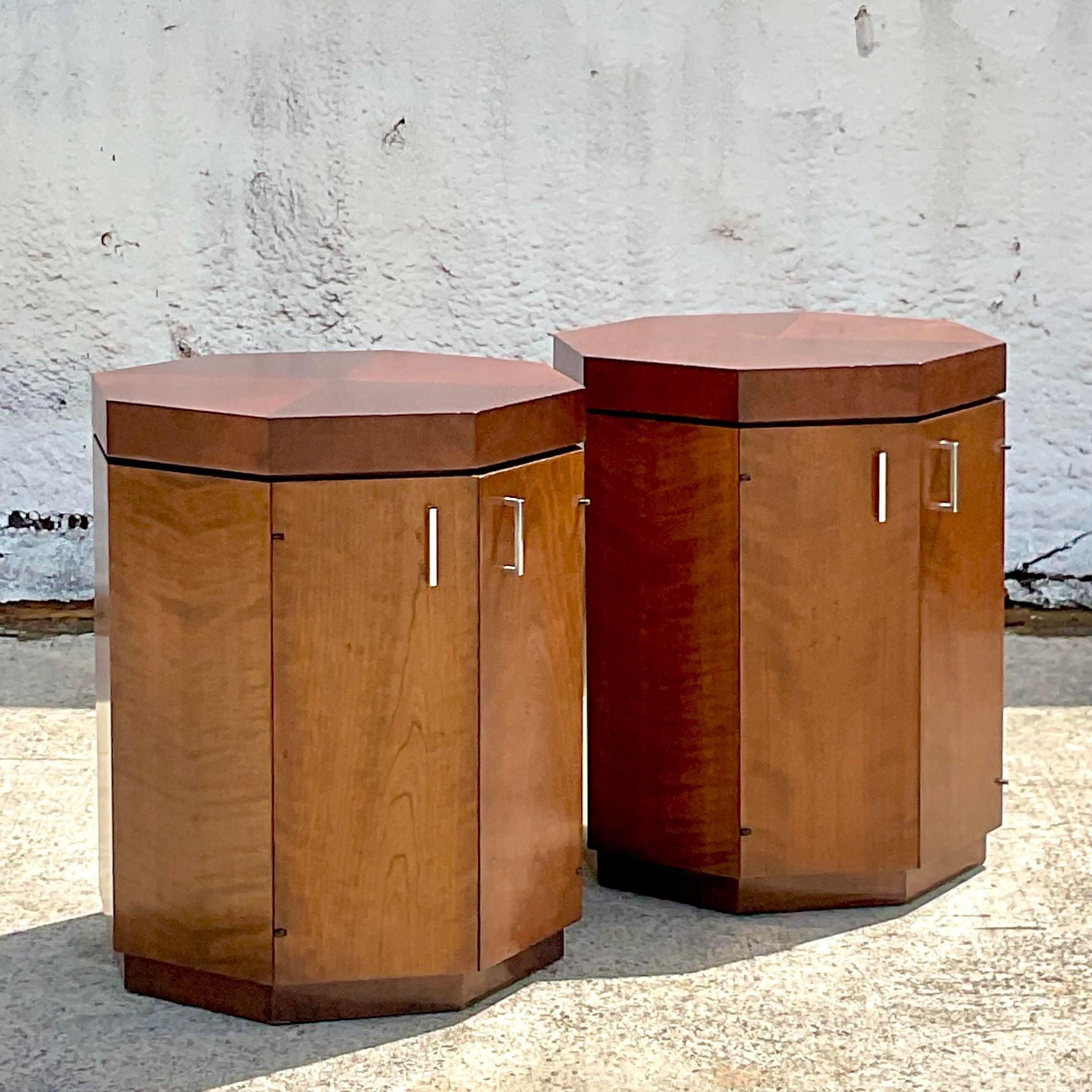 Vintage MCM Octagon Walnut Nightstands After Harvey Probber, a Pair In Good Condition In west palm beach, FL
