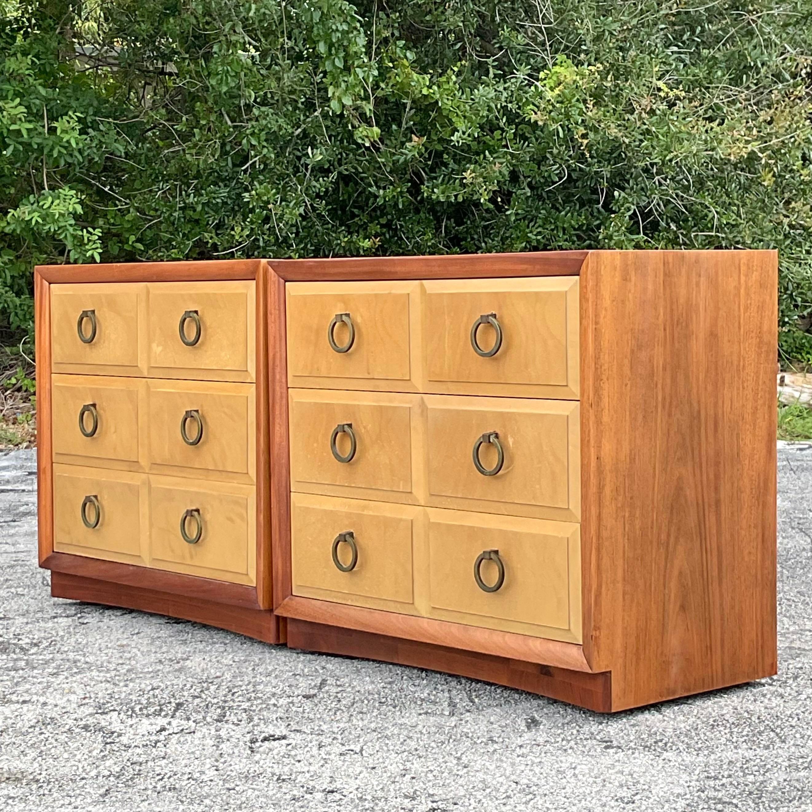 Metallo Cassettiera d'epoca MCM Robsjohn Gibbings per Widdicomb - una coppia in vendita
