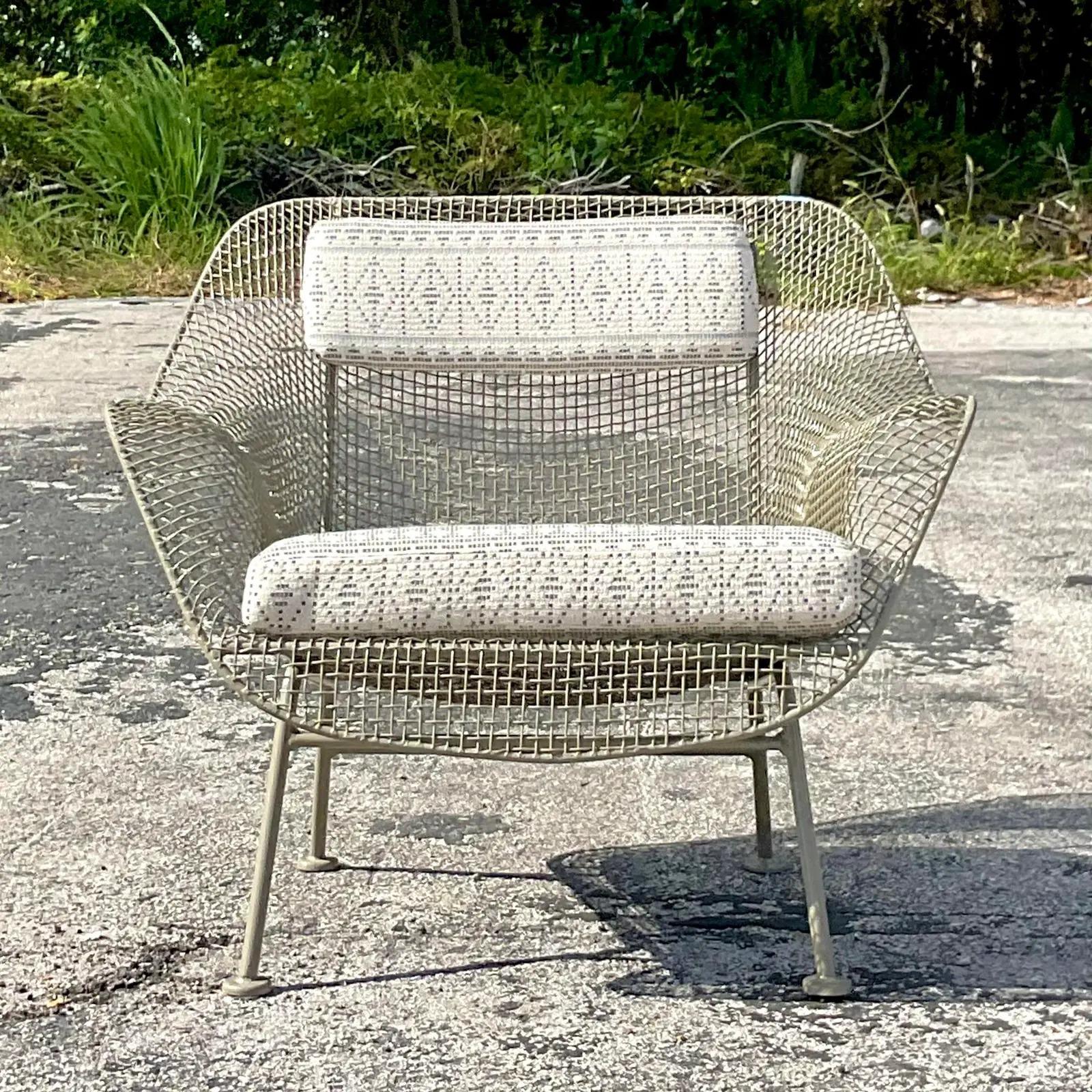Vintage MCM Russell Woodard “Sculptura” Arm Chair In Good Condition In west palm beach, FL