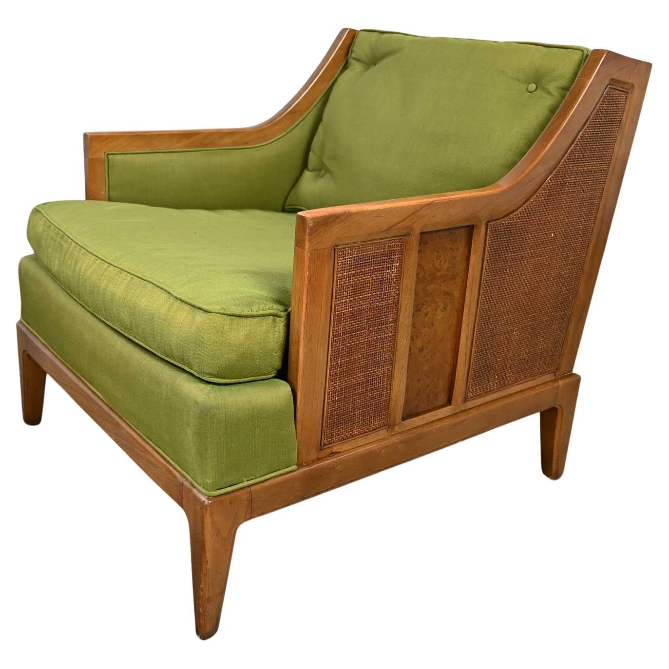 Fauteuil de salon vintage MCM Sears Symphony Coll par Drexel, tapissé et canné vert en vente