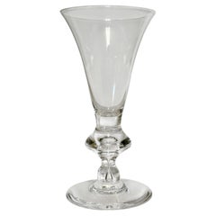 Set di 9 bicchieri a goccia di cristallo Steuben di MCM vintage, firmato