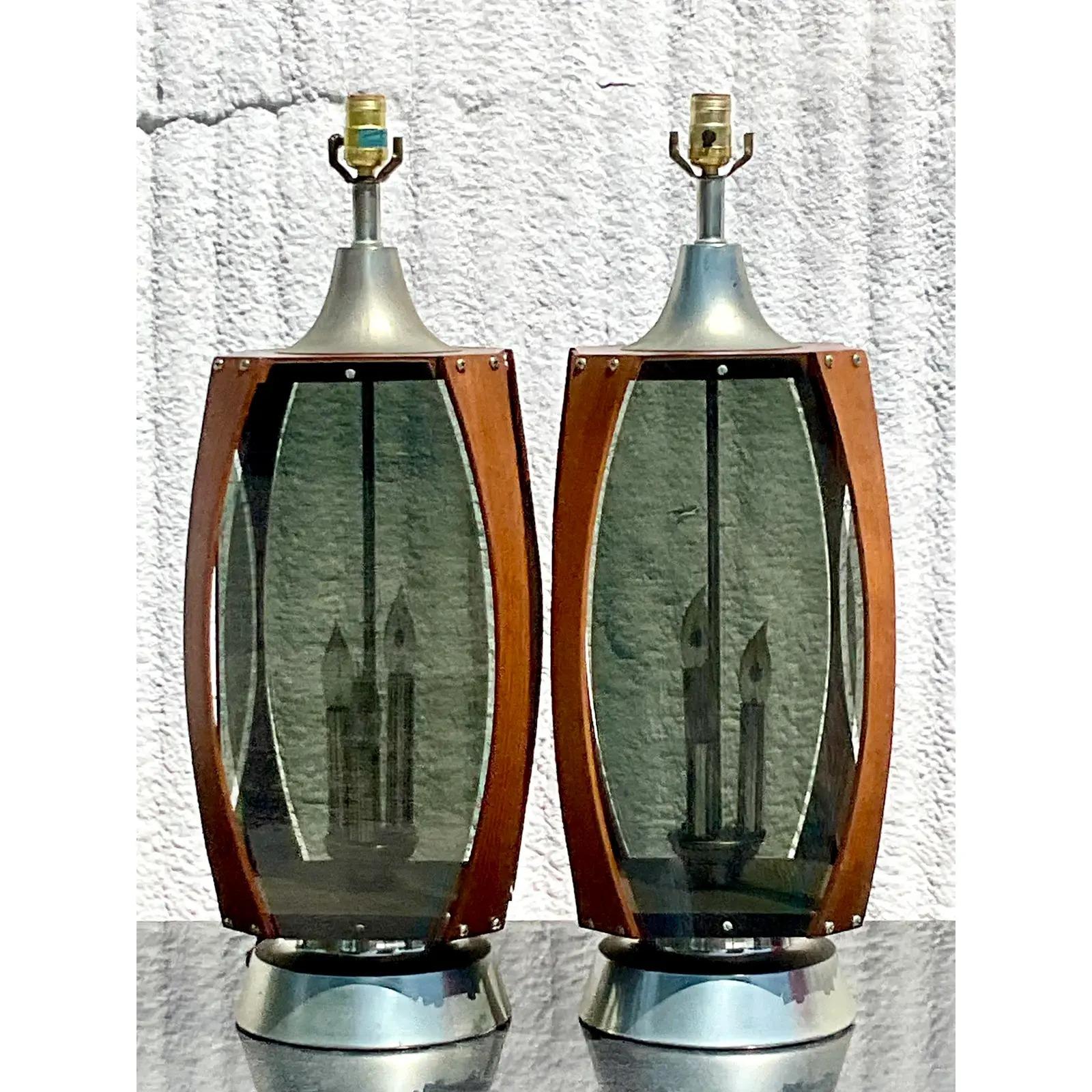 Paire de lampes de bureau vintage MCM en verre fumé Bon état à west palm beach, FL