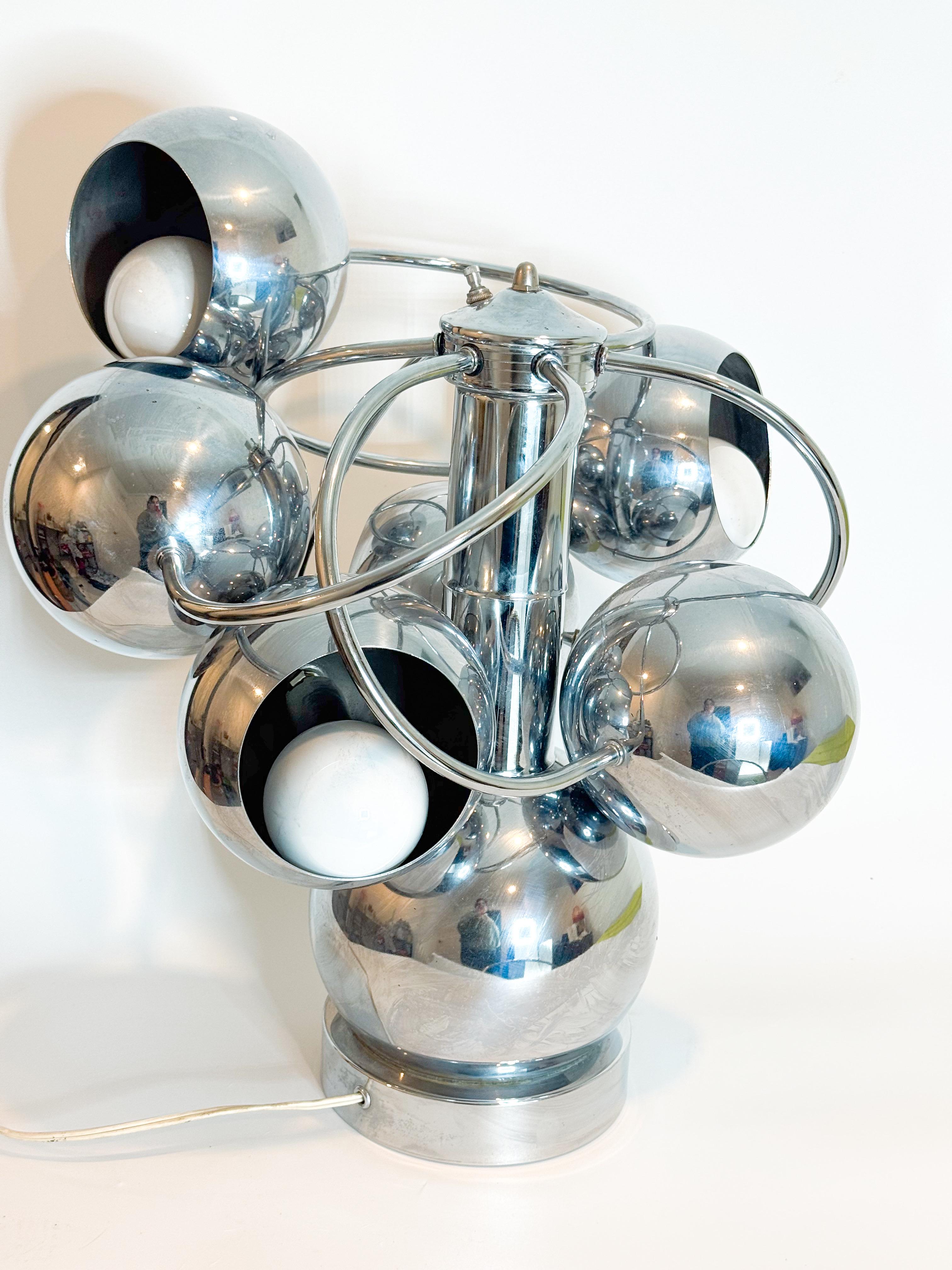 Vintage MCM Space Age Chrome Lamp with 6 Eyeball Orbs, 3 Light Settings For Sale 5