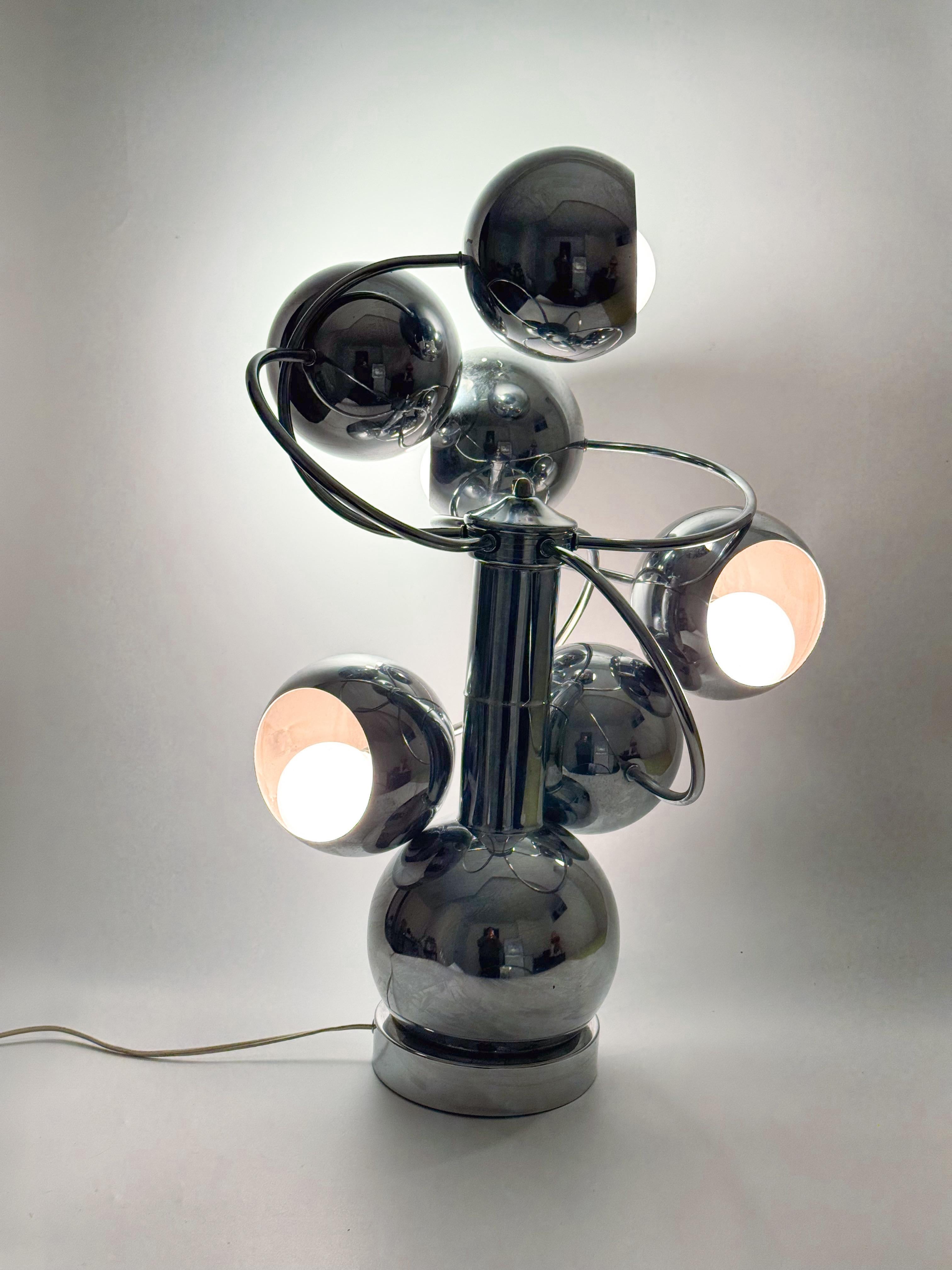 Vintage MCM Space Age Chrome Lamp with 6 Eyeball Orbs, 3 Light Settings For Sale 8