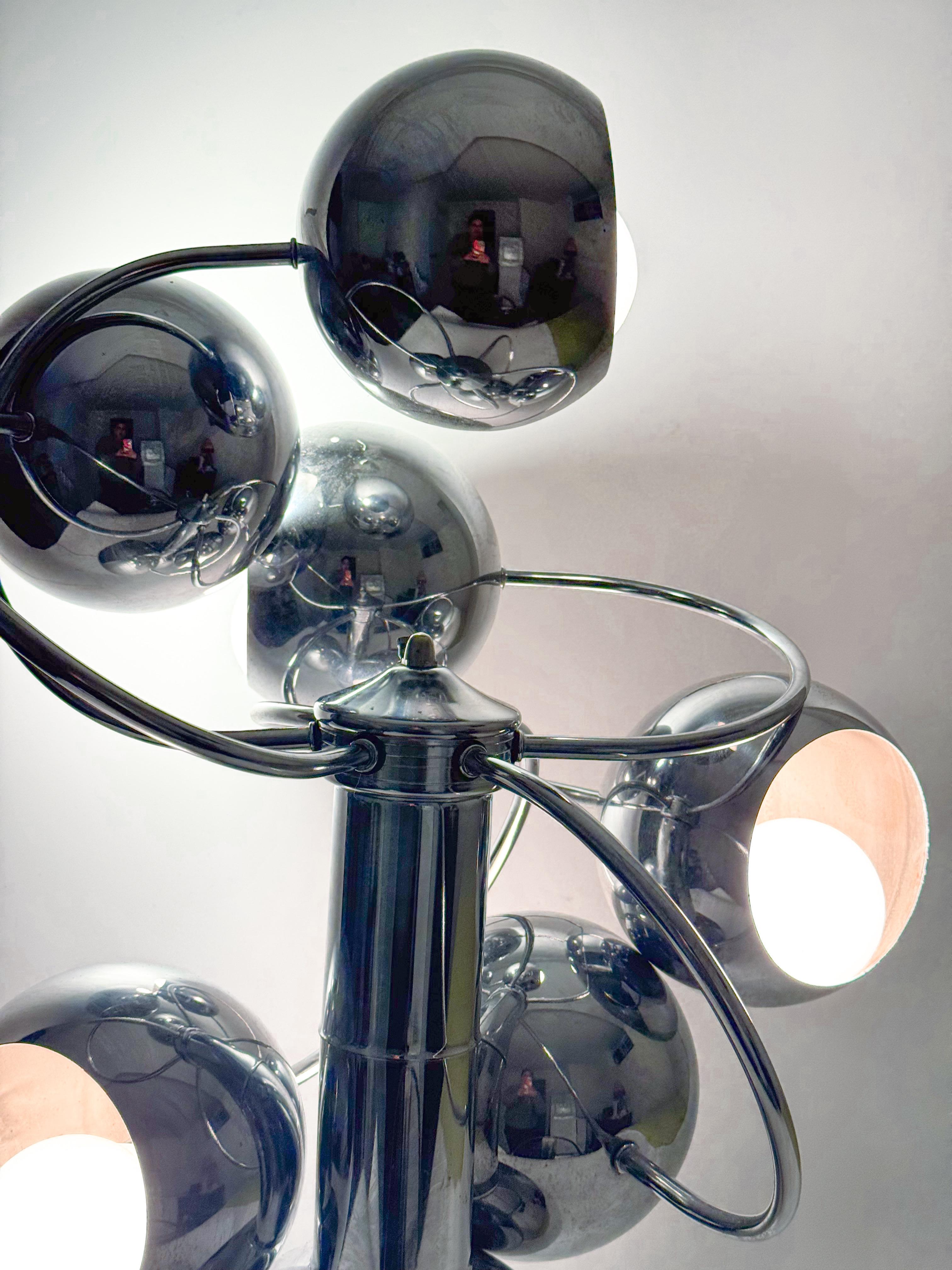 Metal Vintage MCM Space Age Chrome Lamp with 6 Eyeball Orbs, 3 Light Settings For Sale