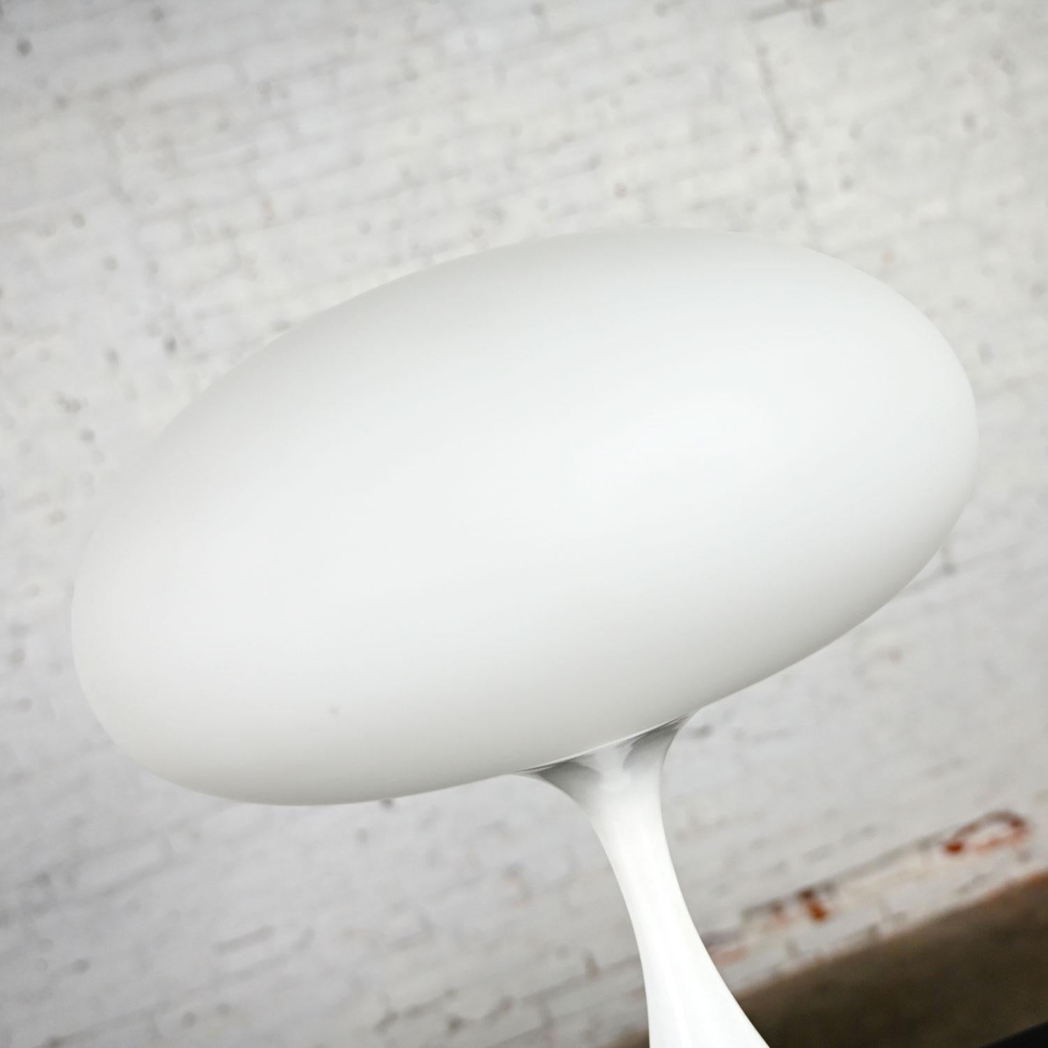 Vintage MCM Table Lamp with Frosted White Glass Mushroom Shade by Laurel Lamp Co 6