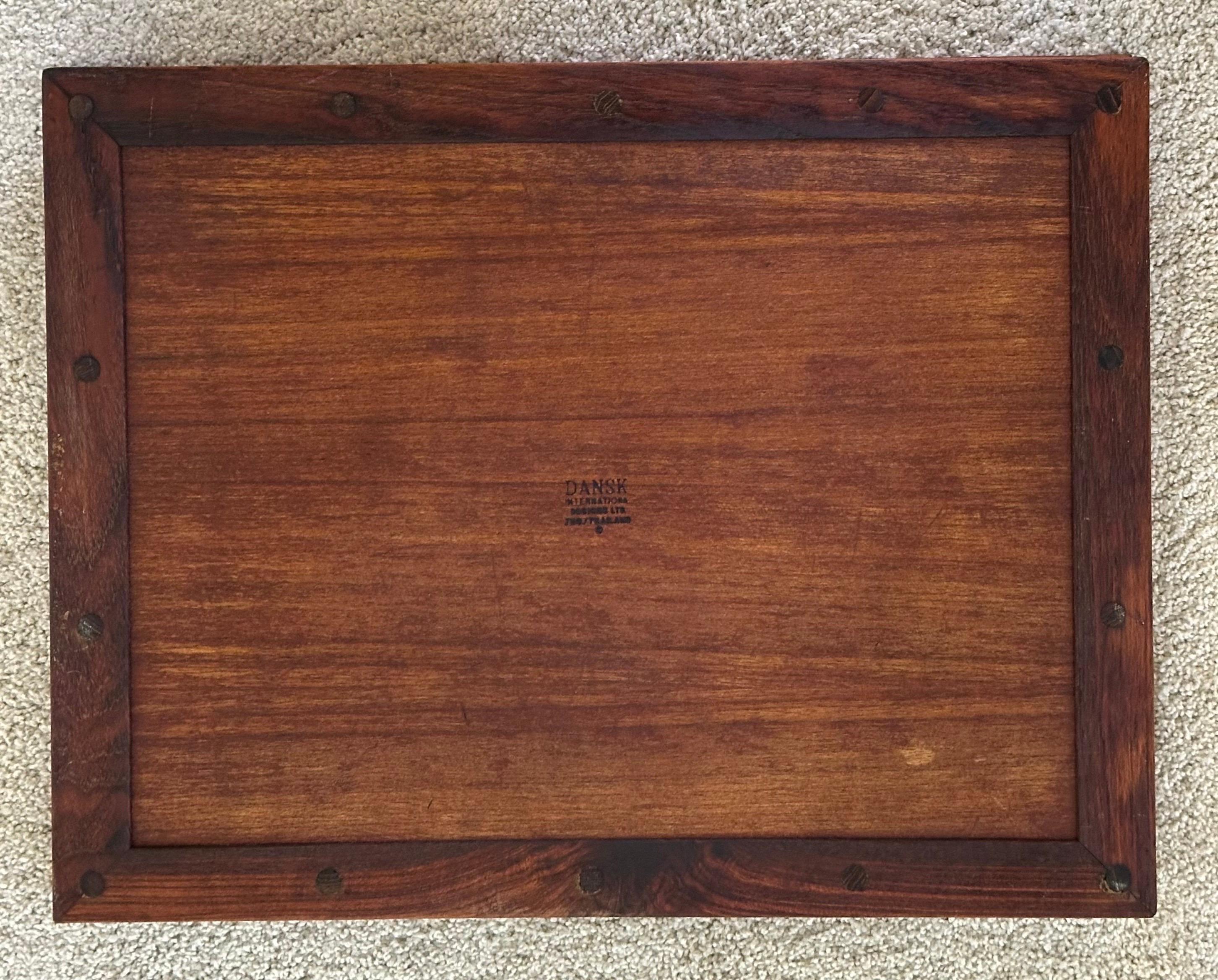 Plateau de service en teck vintage MCM avec rails par Dansk en vente 7