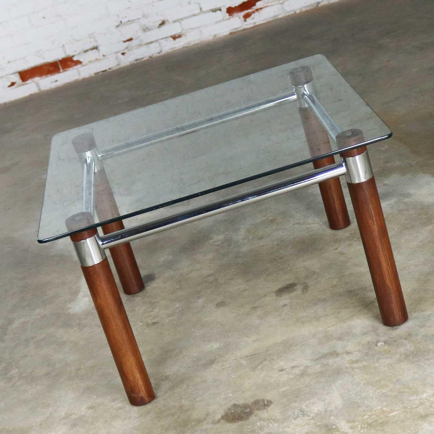 20th Century Vintage MCM to Modern Cylindrical Oak Legged Chrome & Glass Square End Table For Sale