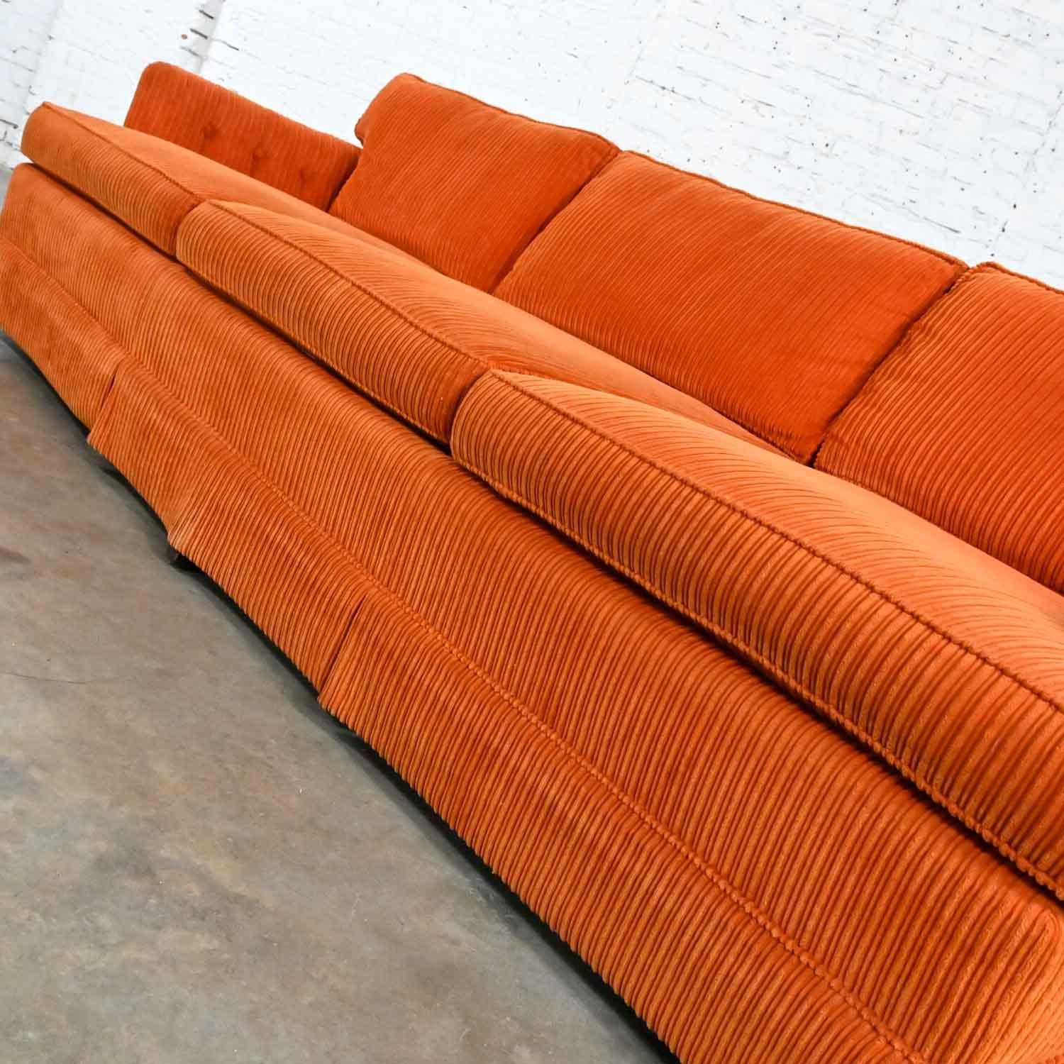 Vintage MCM to Modern Lawson Style Orange Wide Wale Corduroy Sofa by Drexel In Good Condition In Topeka, KS