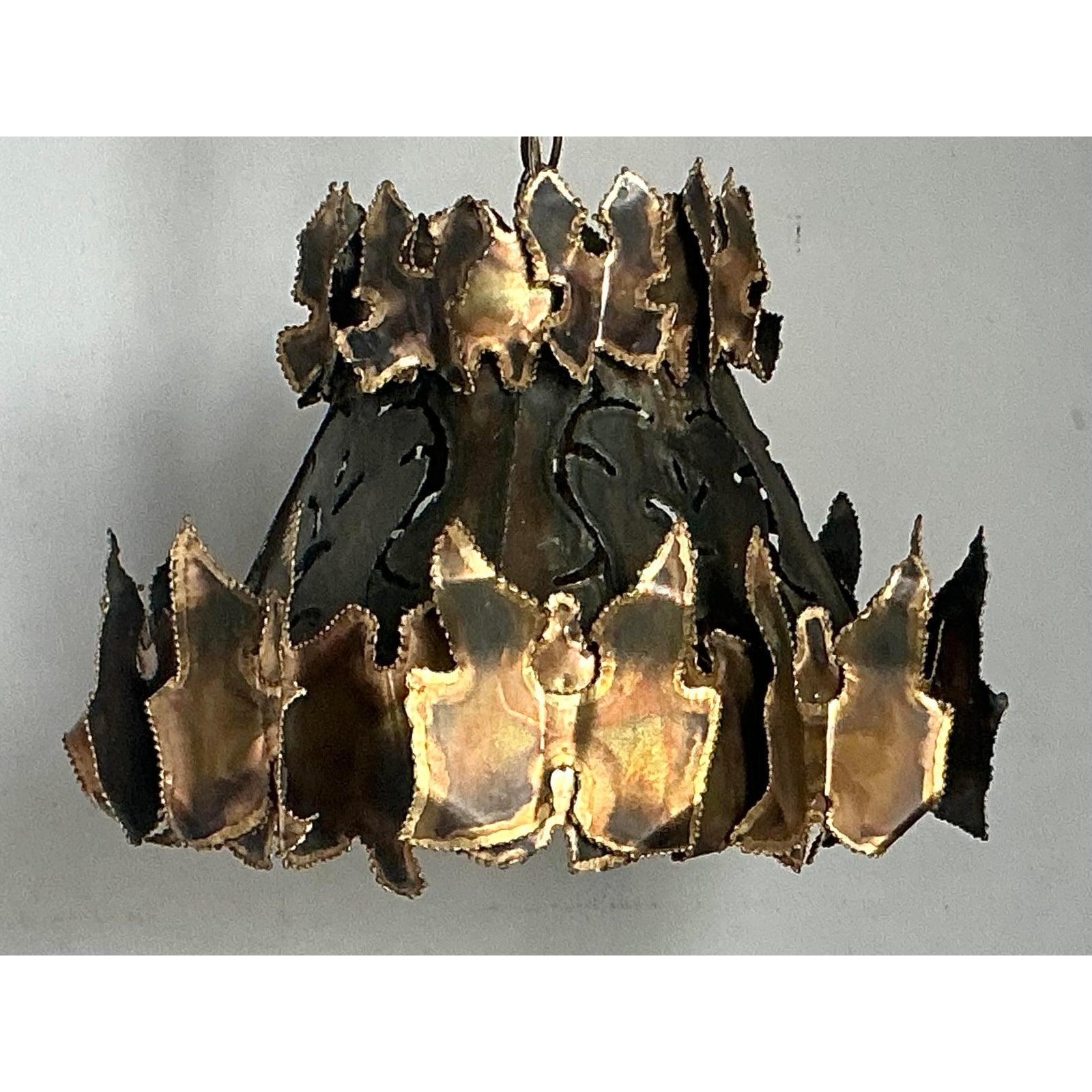 Brutalisme Lustre Vintage MCM Torch Cut d'après Tom Greene en vente