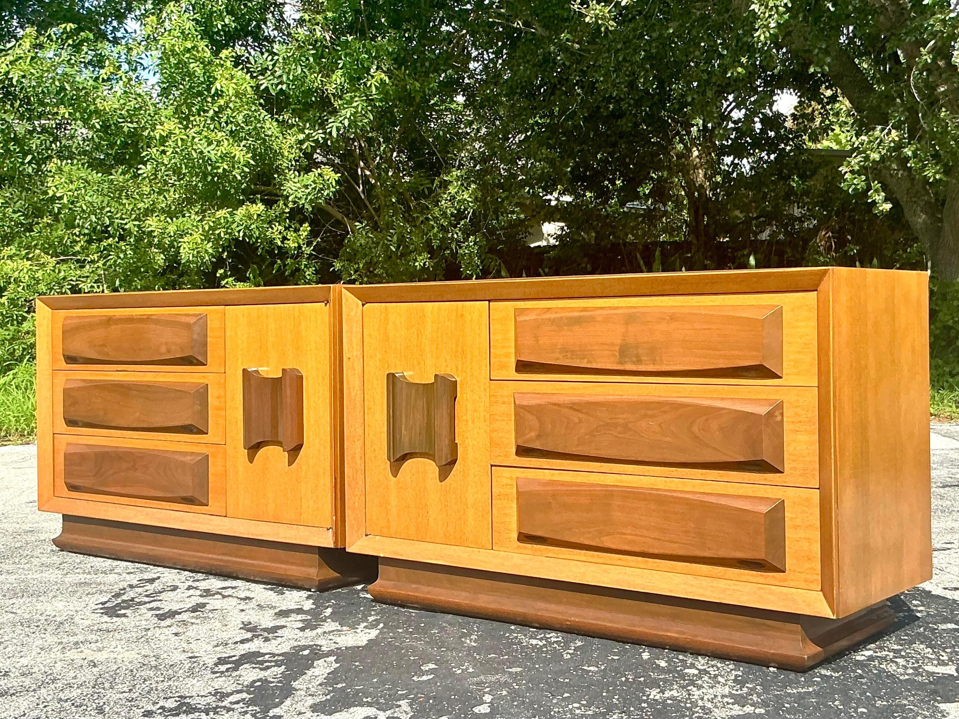 Vintage MCM VanLeigh Crest Dressers - a Pair 4