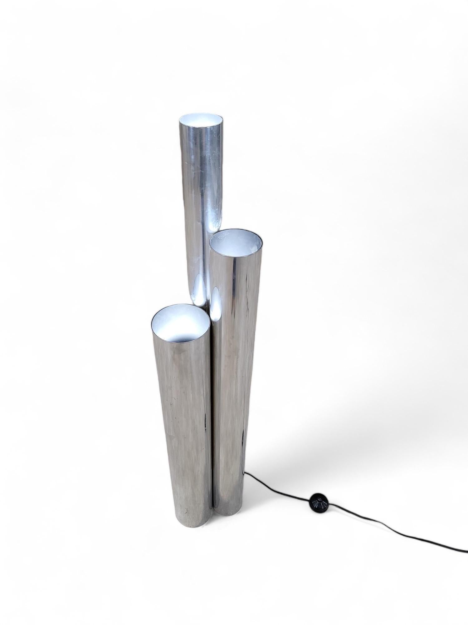 Lámpara de pie tubular cromada de tres luces moderna de mediados de siglo Era espacial en venta