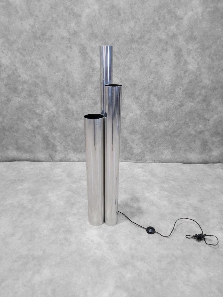 Lámpara de pie tubular cromada de tres luces moderna de mediados de siglo siglo XX en venta